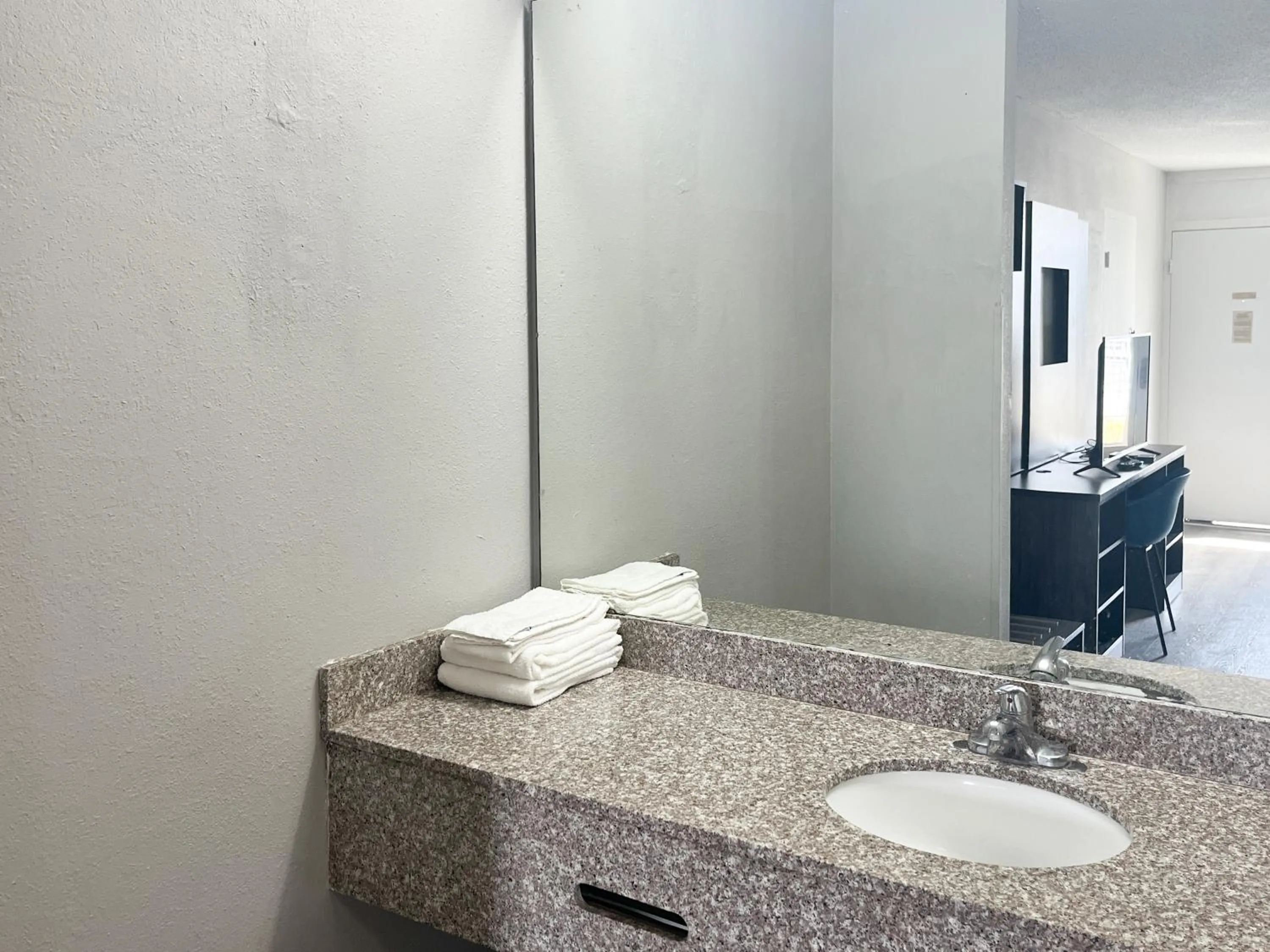 Bathroom in Motel 6 Lugoff, SC