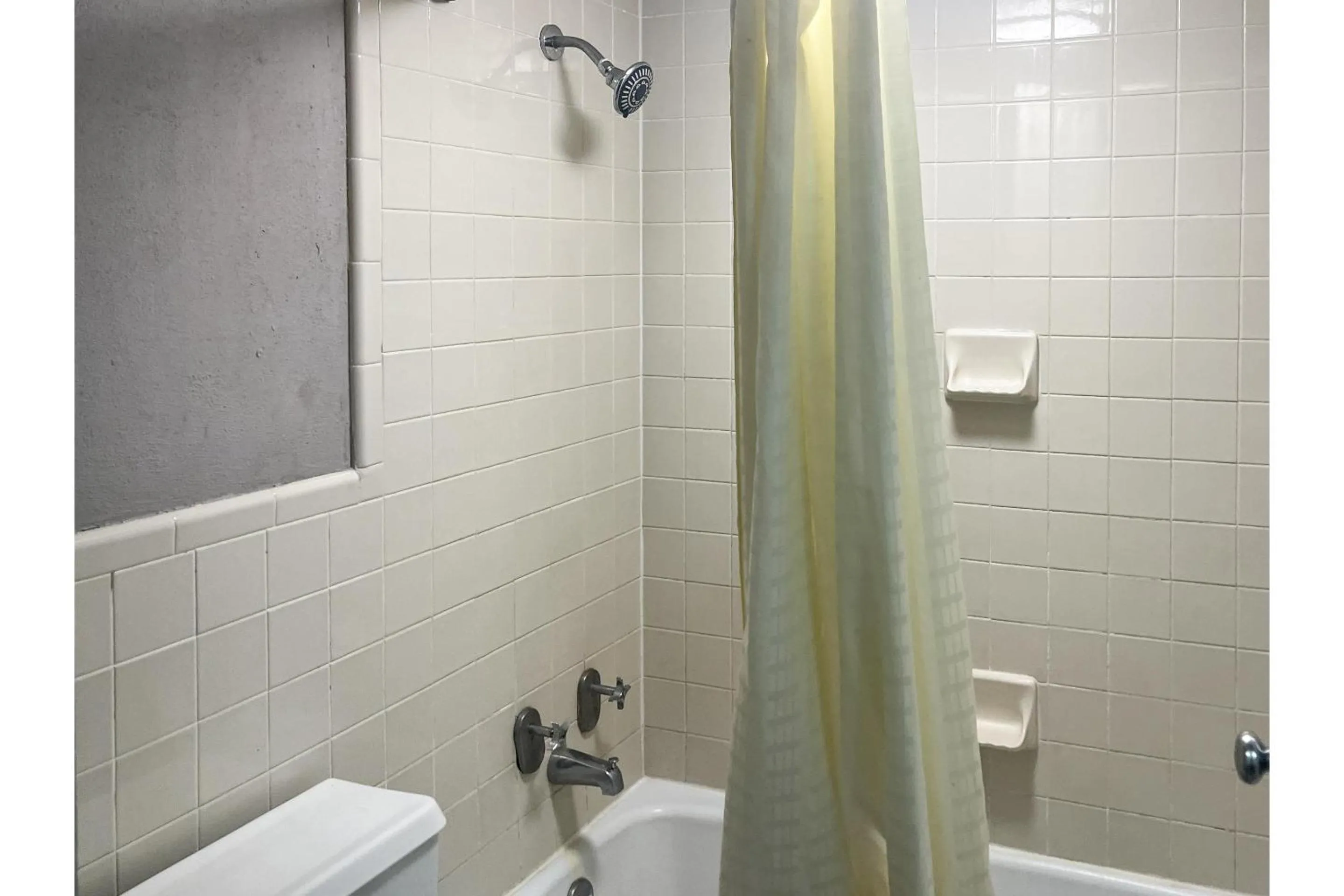 Bathroom in Motel 6 Lugoff, SC