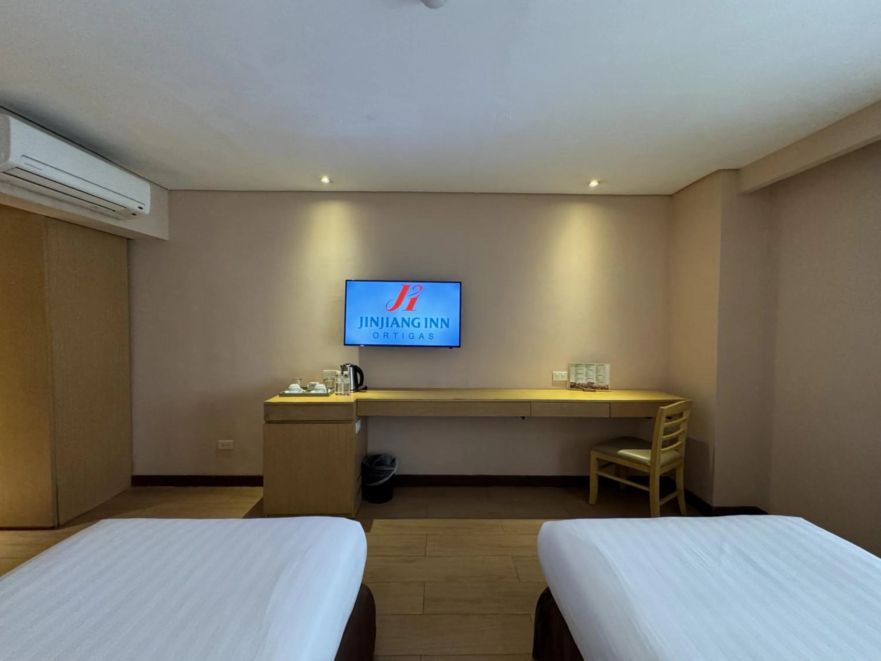 Bed in Jinjiang Inn - Ortigas