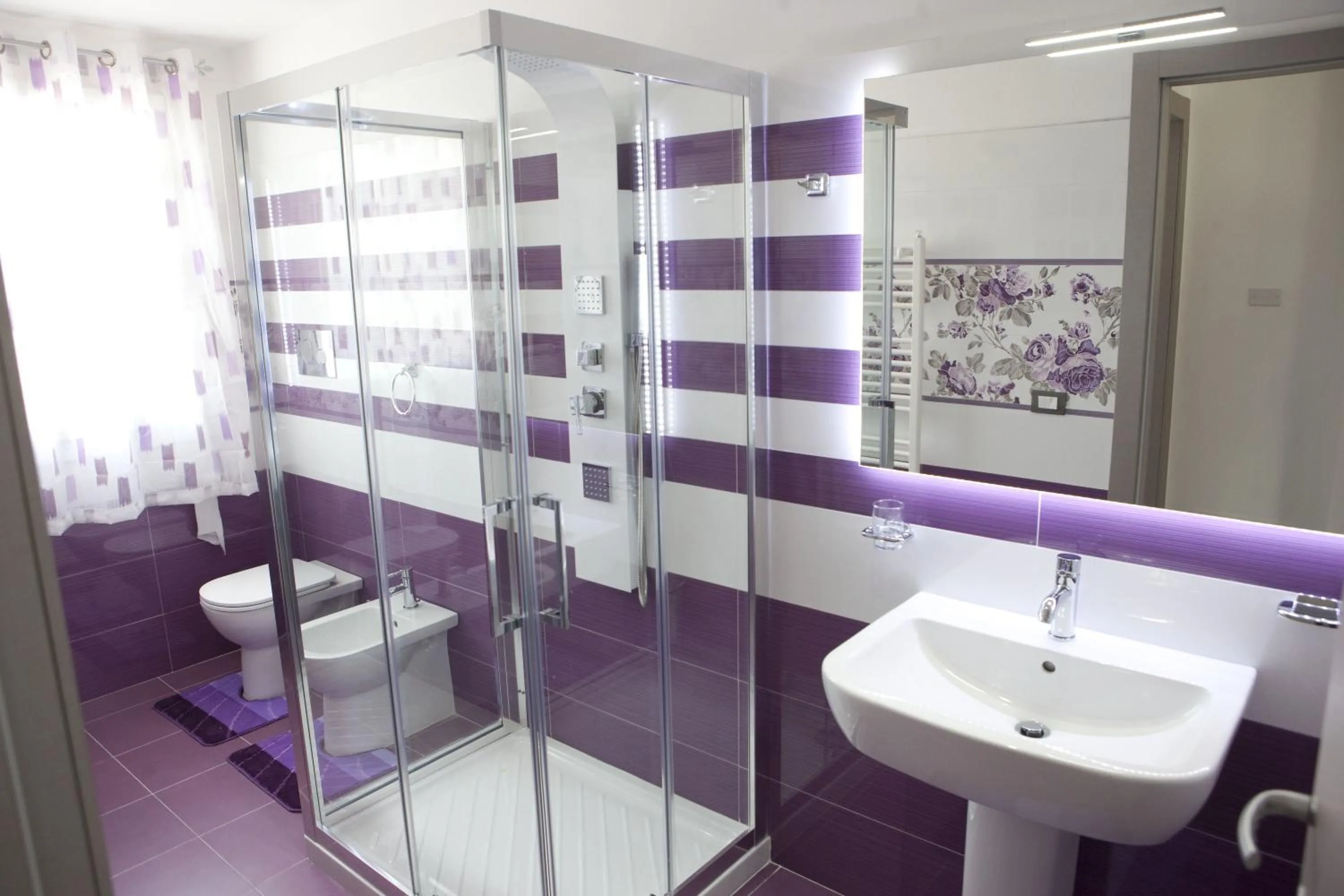 Bathroom in Case Vacanze Adelaide