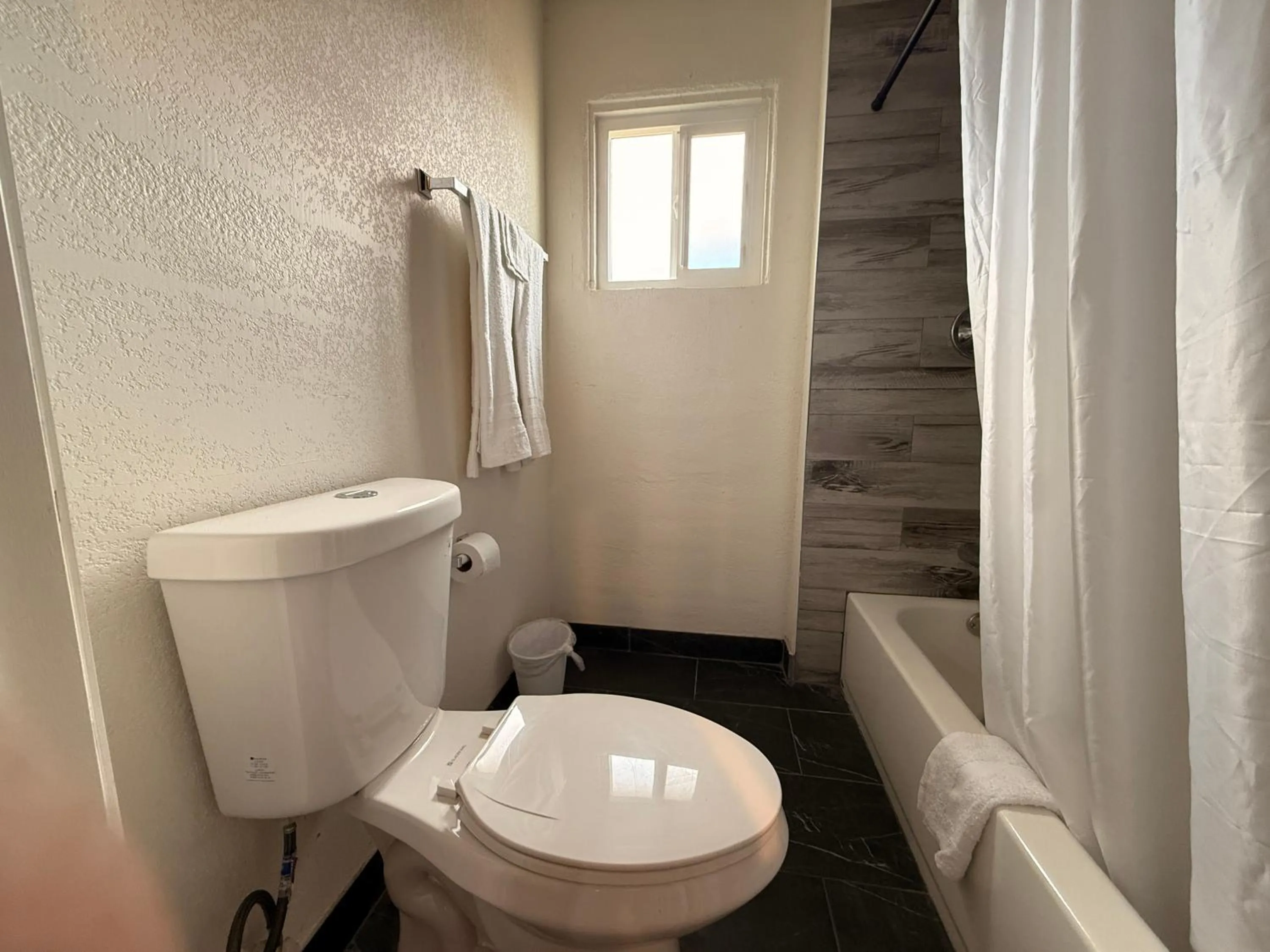 Bathroom in Del Rio Hotel O near Mesa Downtown