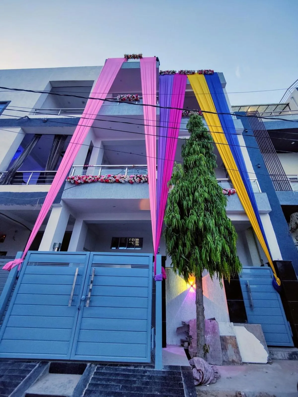 Luxurious & Elegant 1BHK Retreat