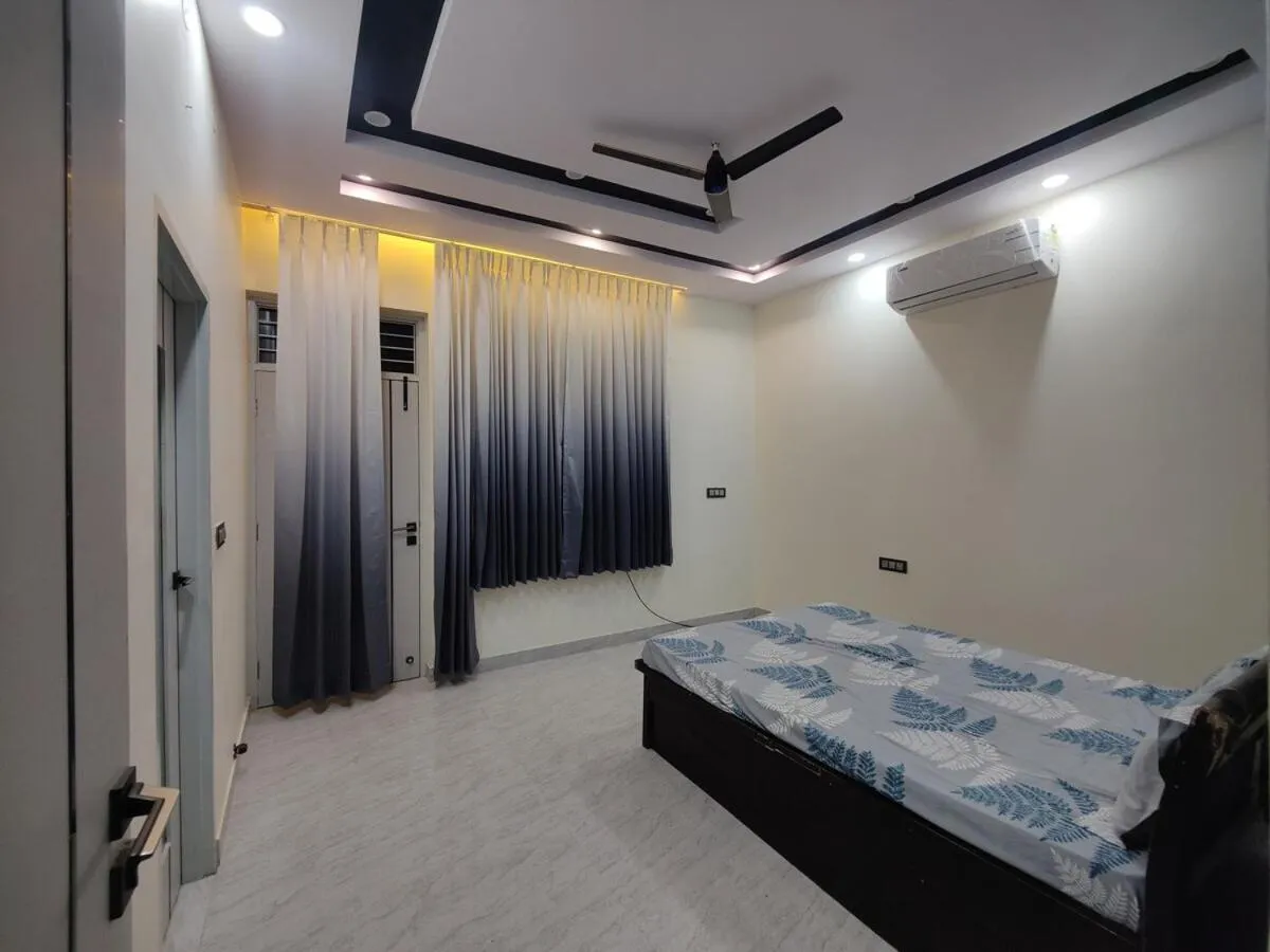Bed in Luxurious & Elegant 1BHK Retreat