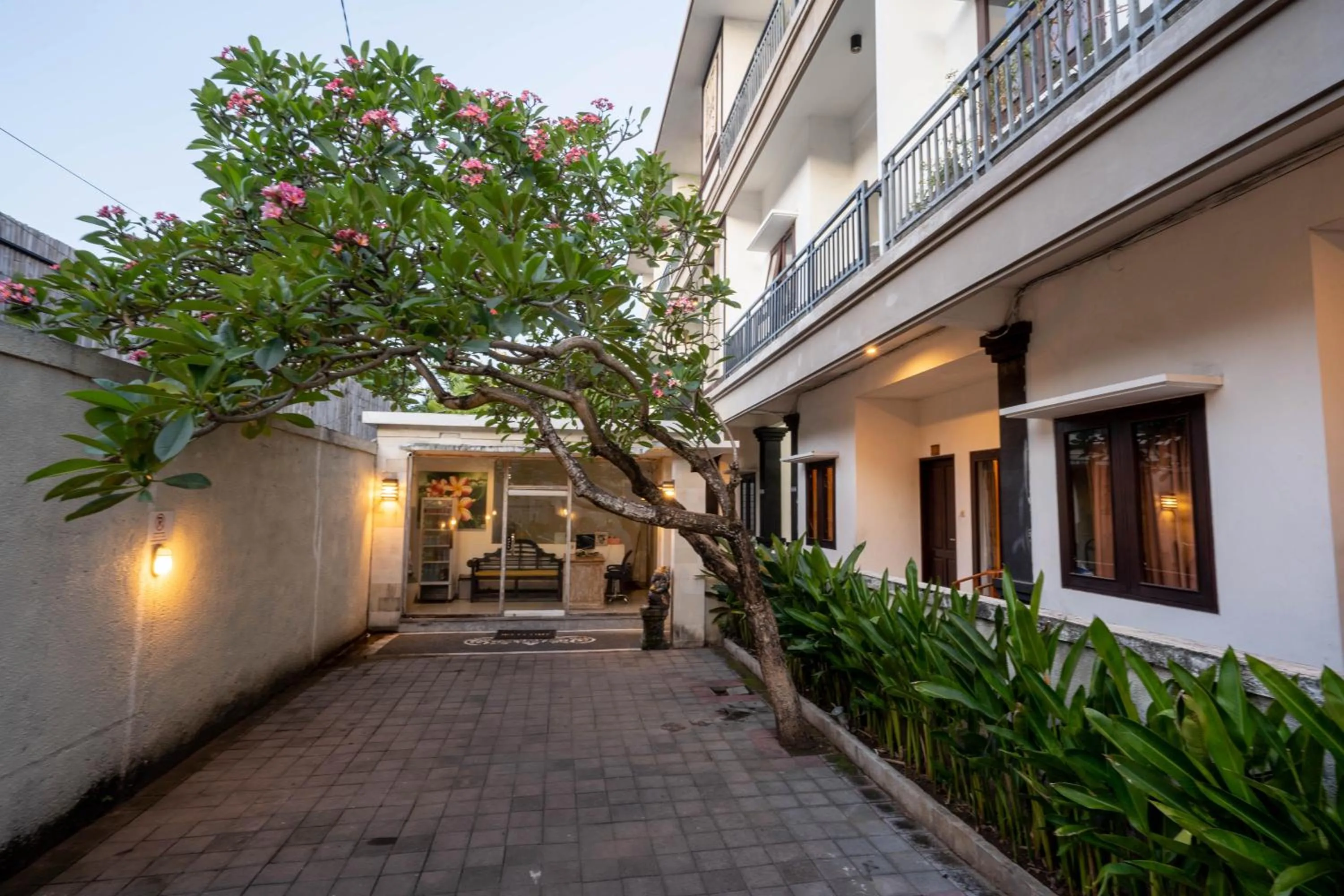 Inner courtyard view in The Mupu Seminyak