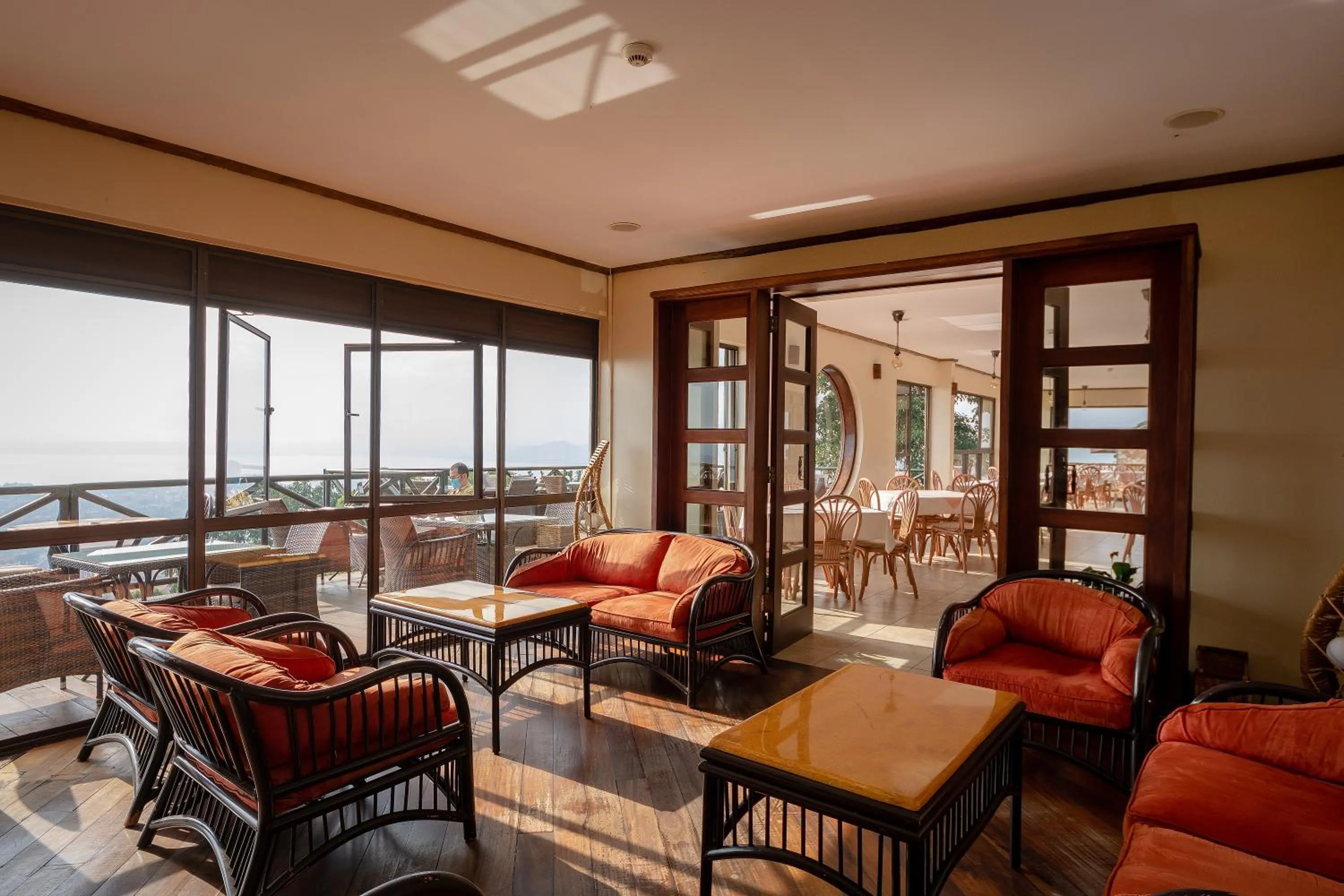 Lounge or bar in Cassia Lodge