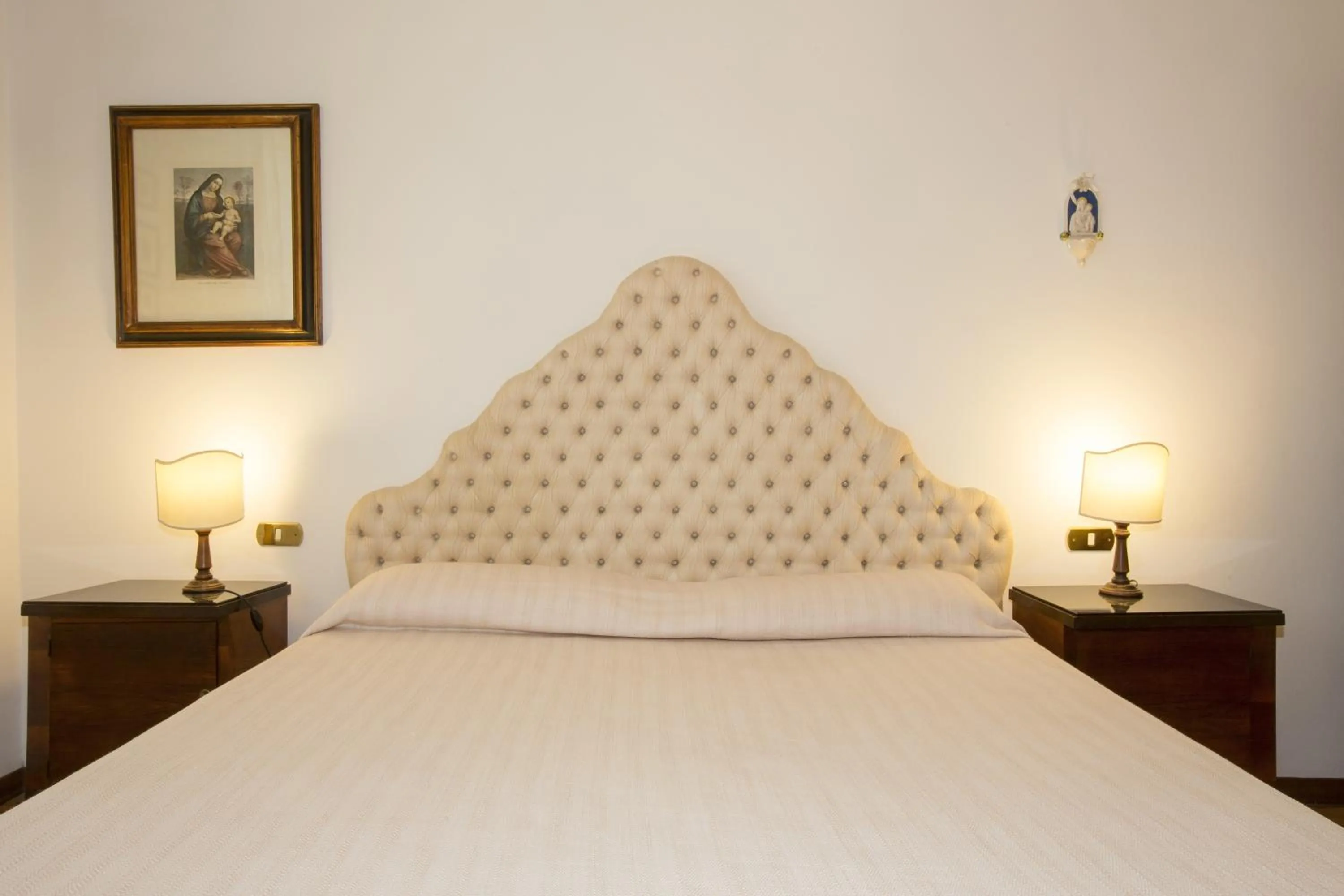 Photo of the whole room, Bed in La Casa di Gigliola