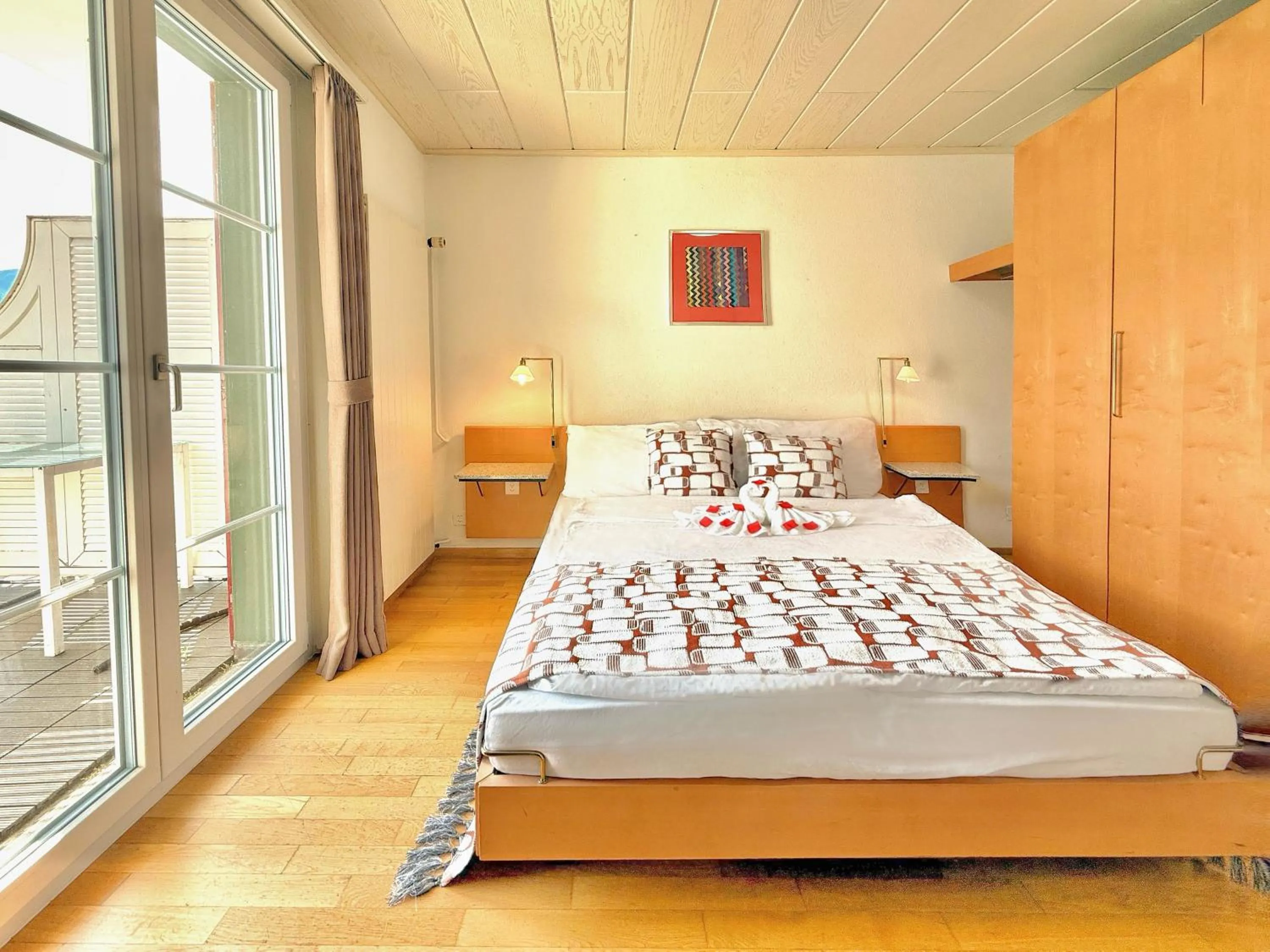 Photo of the whole room, Bed in Seehotel Schwert