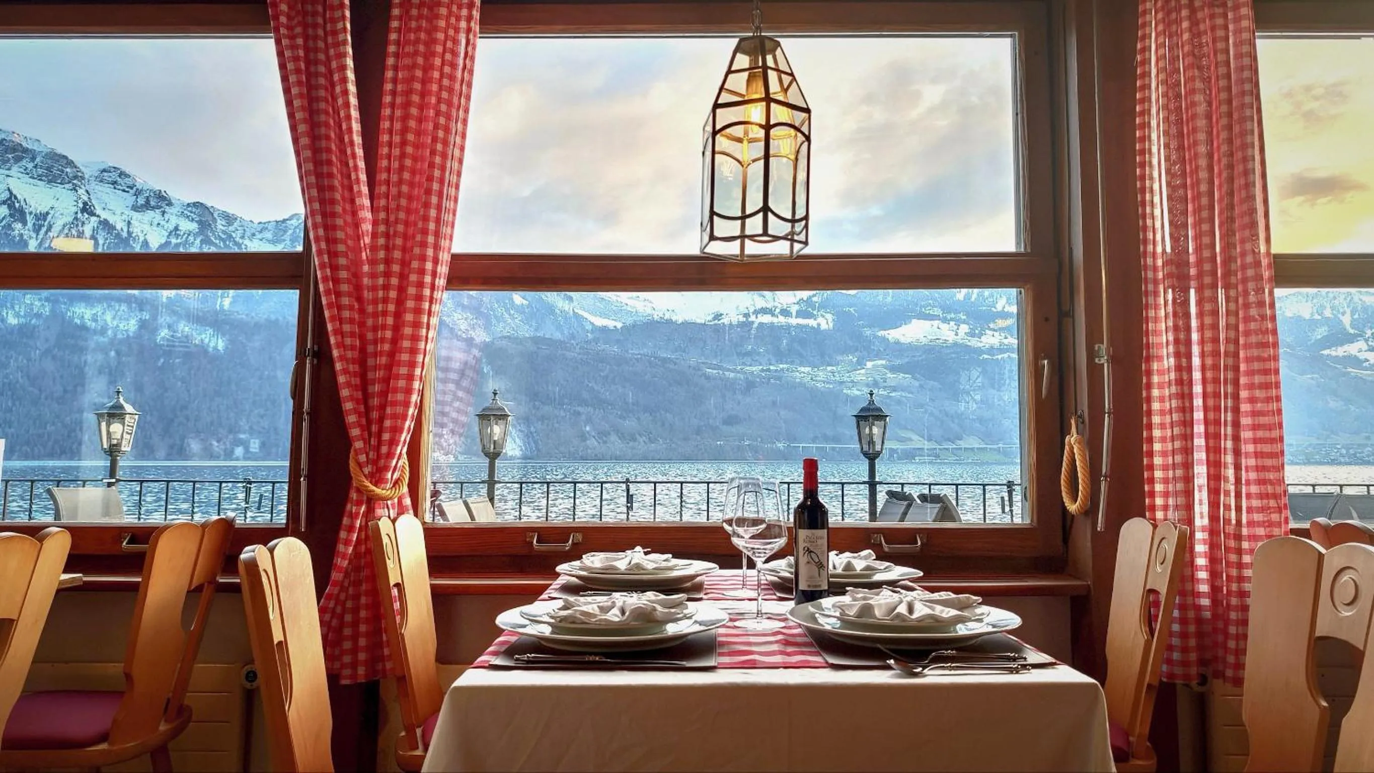 Restaurant/places to eat in Seehotel Schwert