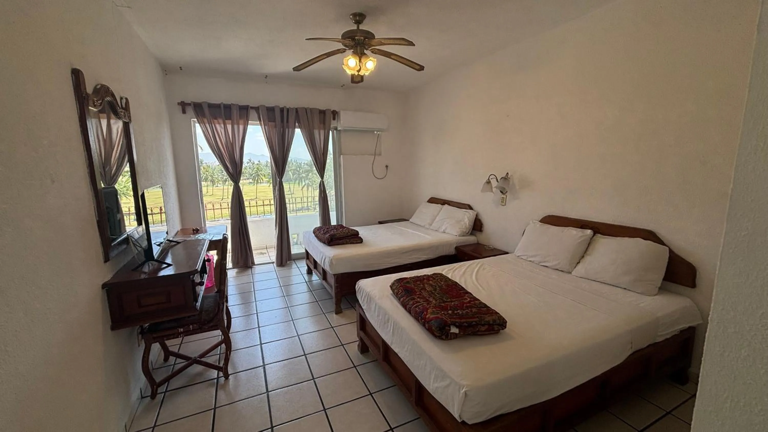 Hotel Costa Bugambilias