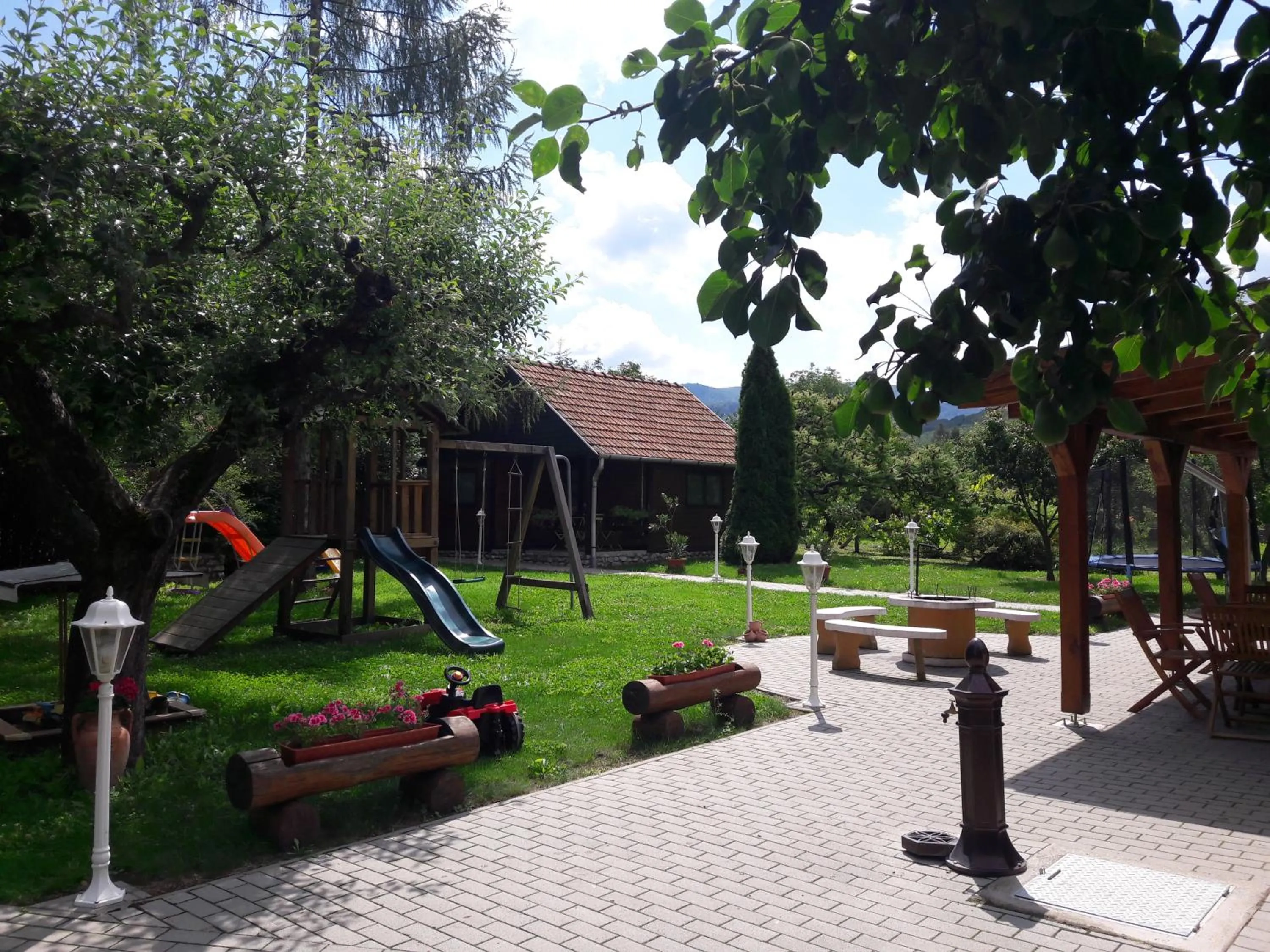 Szilvásvárad Camping & Apartman