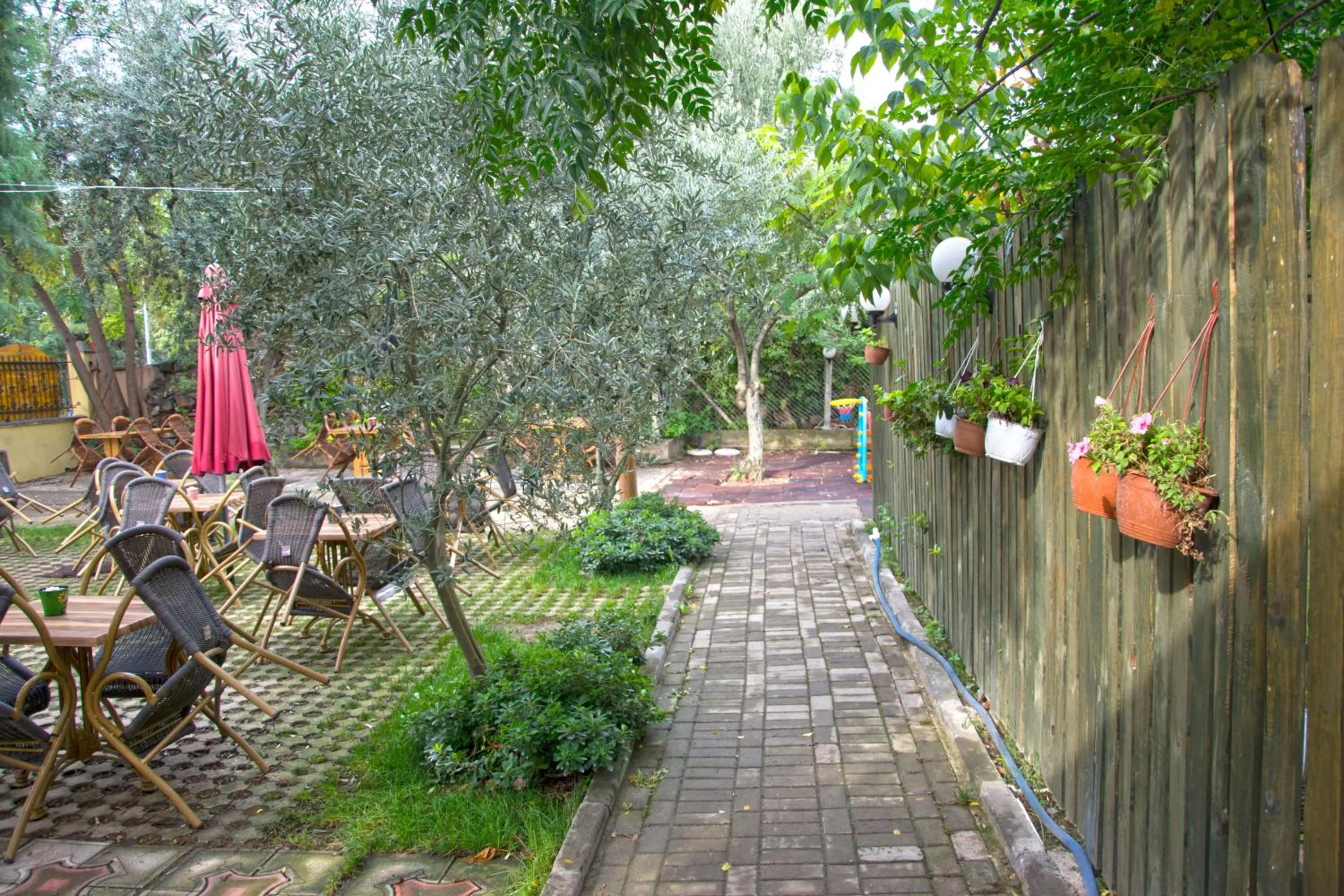 Garden in İznik Seyir Otel