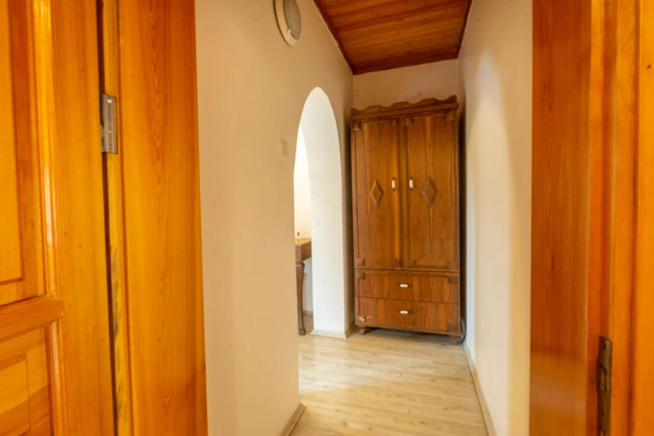 Facade/entrance in İznik Seyir Otel