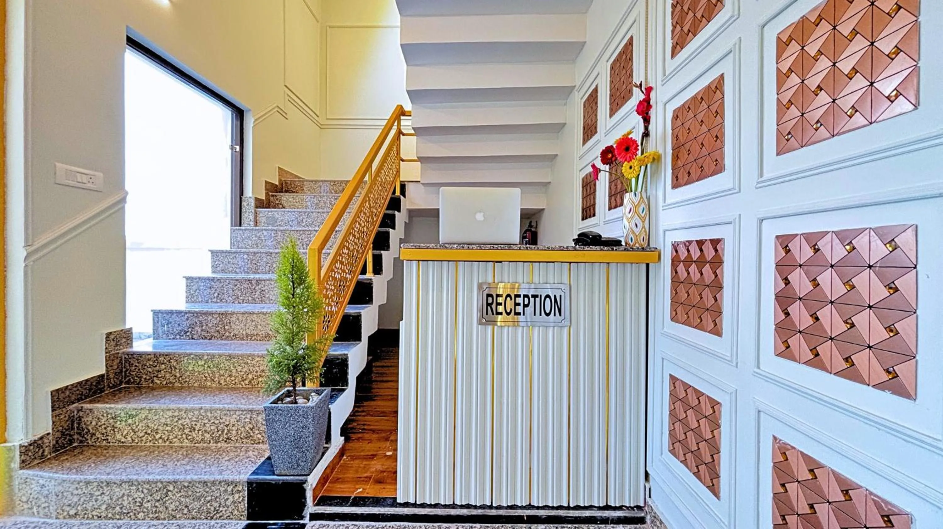 Lobby or reception in Asapin Vanymahal
