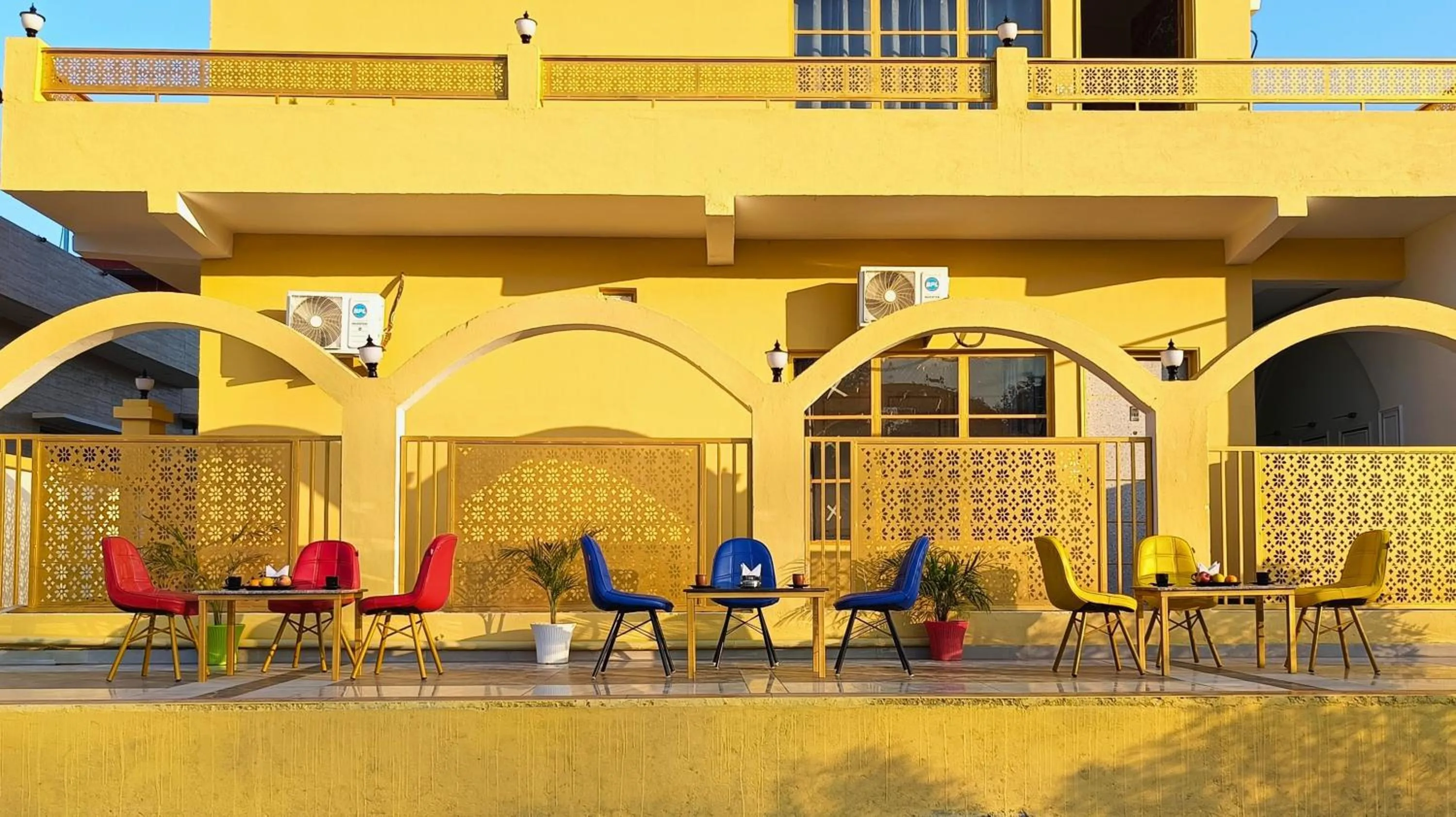 Restaurant/places to eat in Asapin Vanymahal