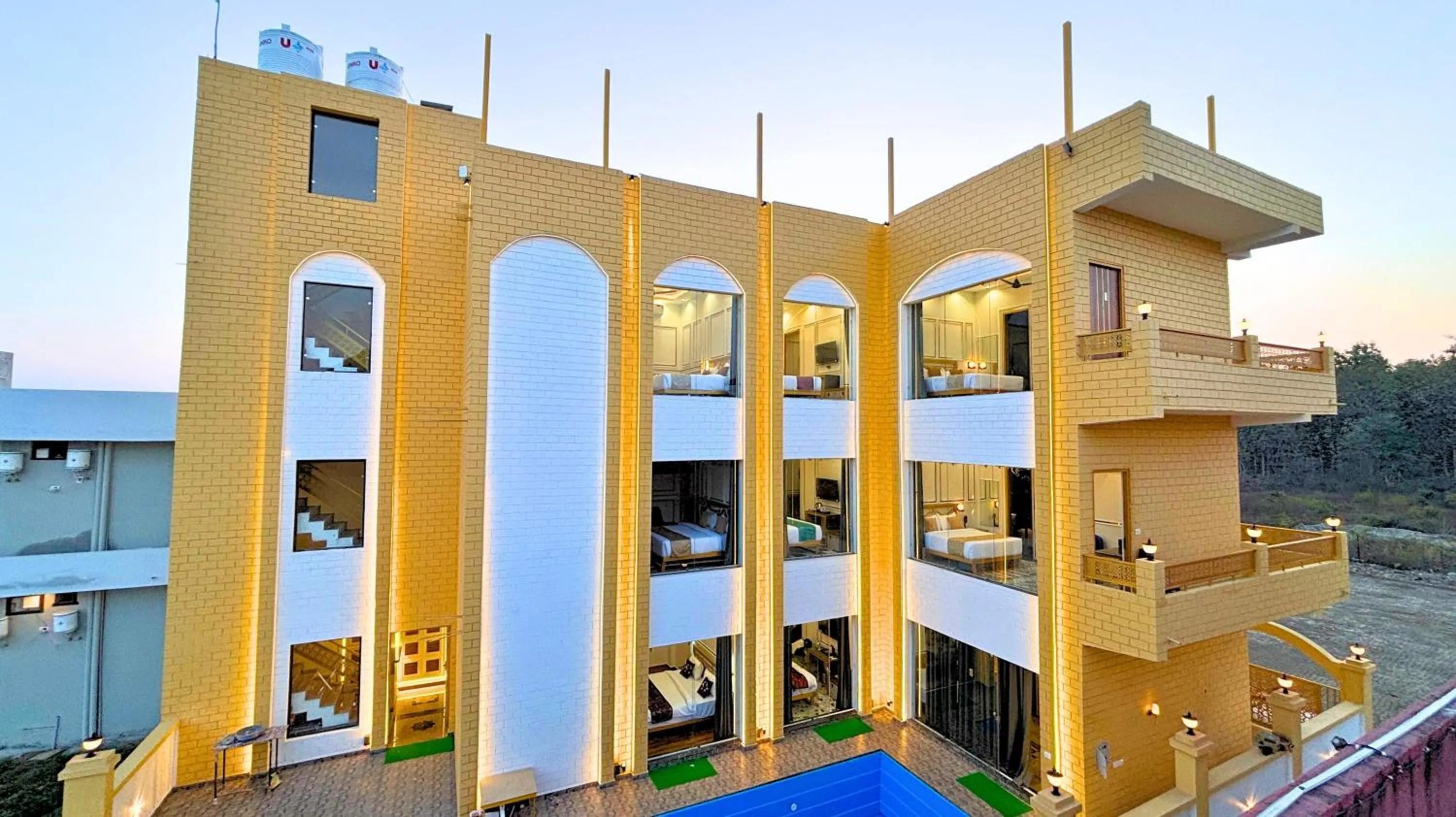 Property building in Asapin Vanymahal