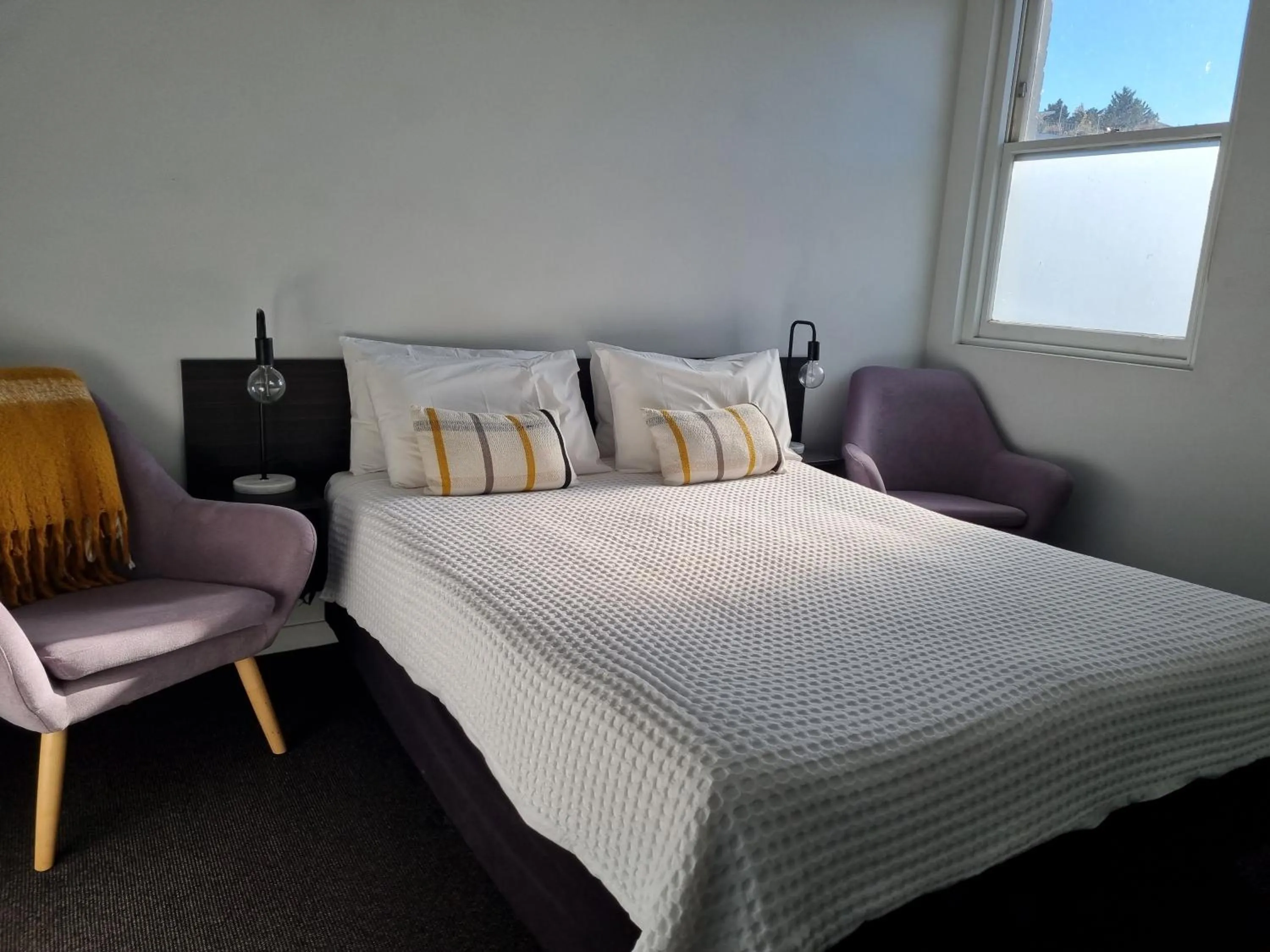 Bed in Doctor Syntax Hotel