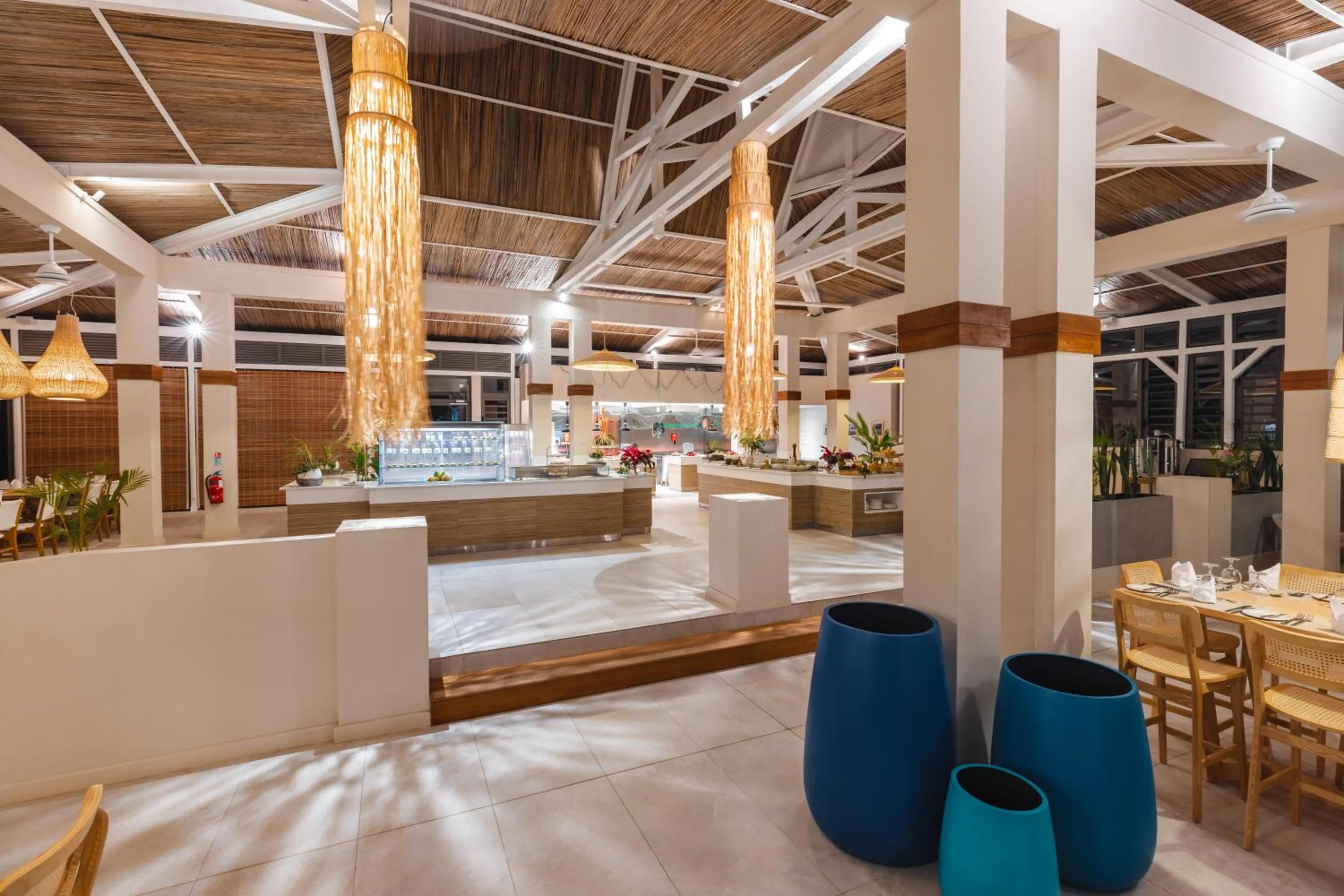 Restaurant/places to eat in Cotton Bay Resort & Spa