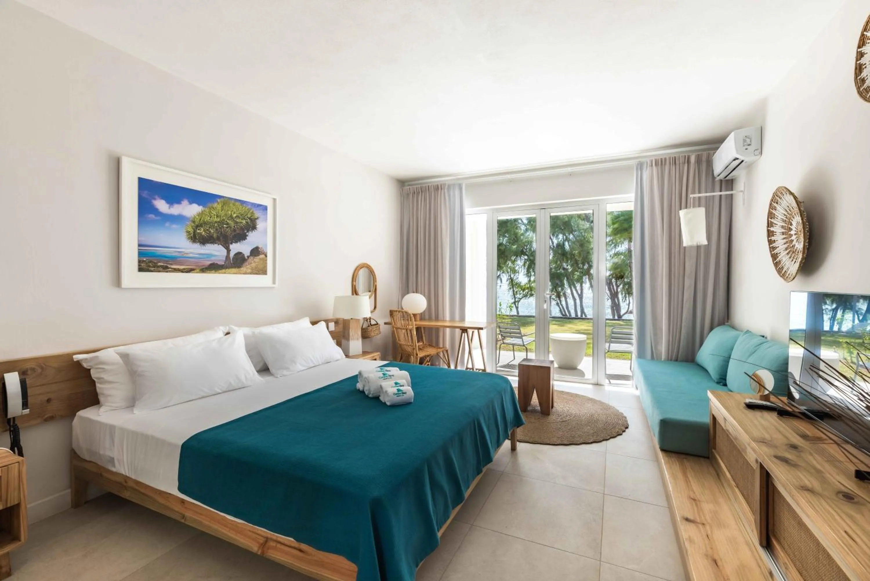 Summer, Bed in Cotton Bay Resort & Spa