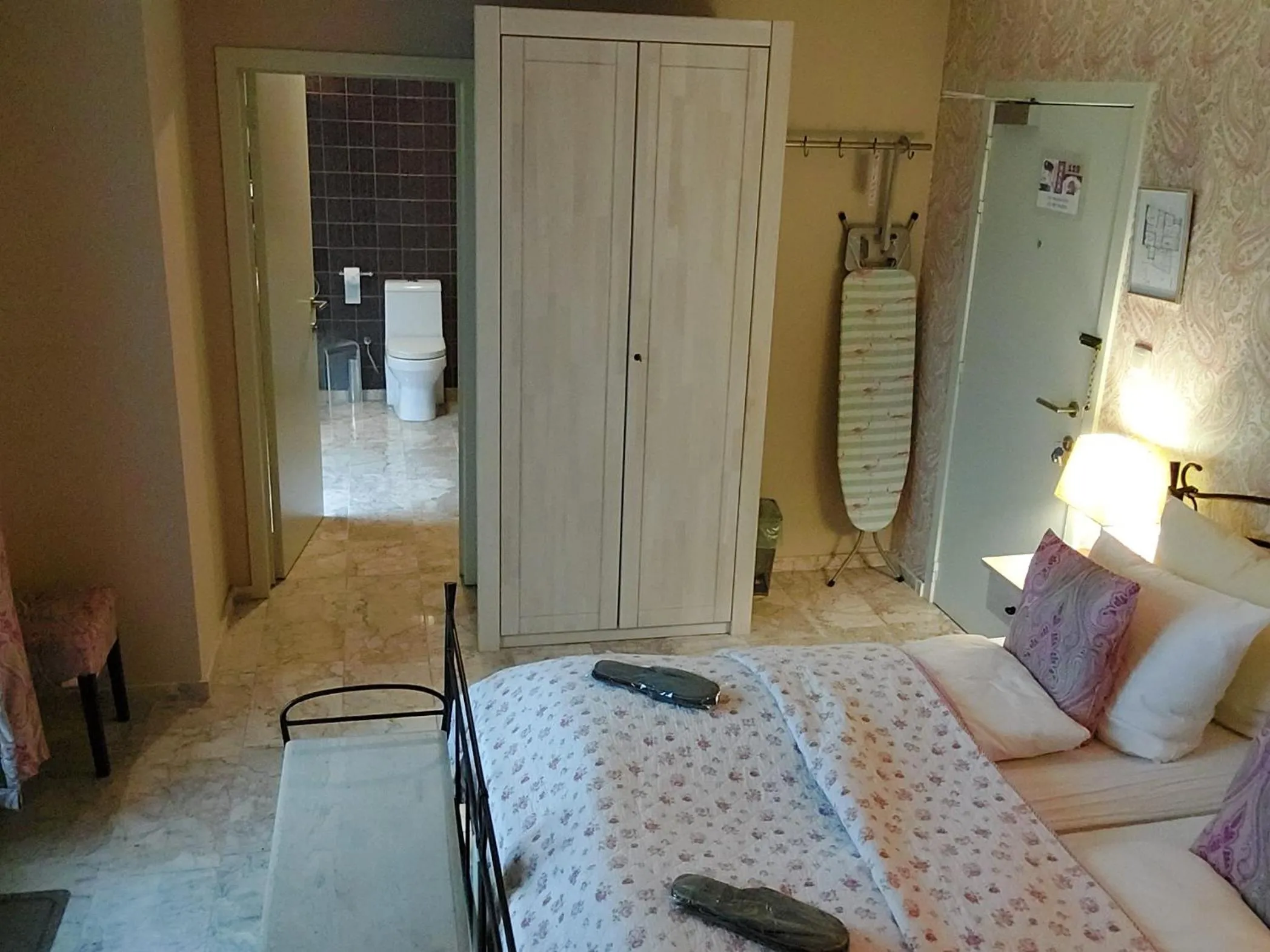 Twin Room with Balcony - single occupancy in Hotel Golden Dragon