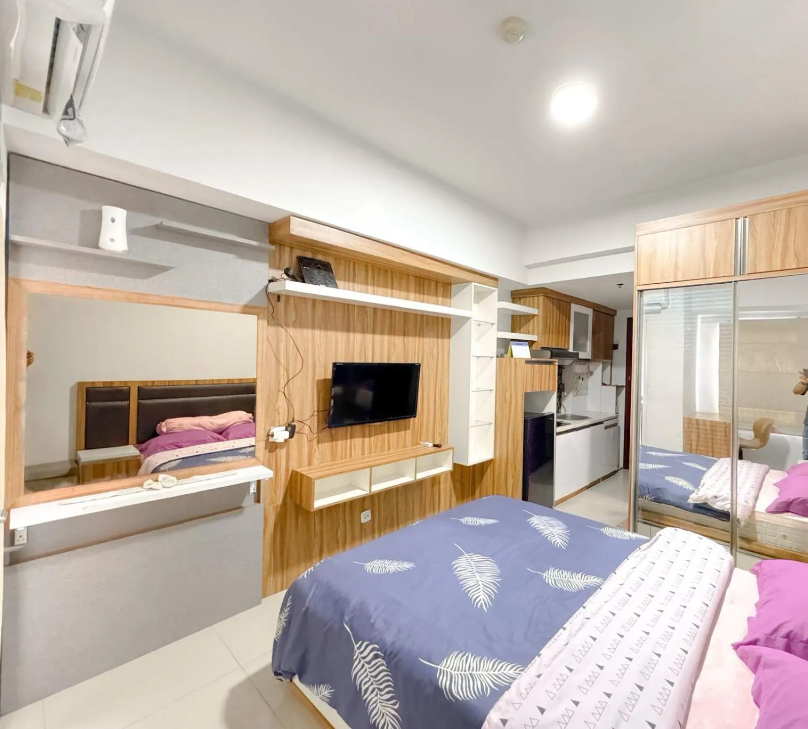 Bedroom, Bed in Tmansari Mahogany Apartement By Cozy