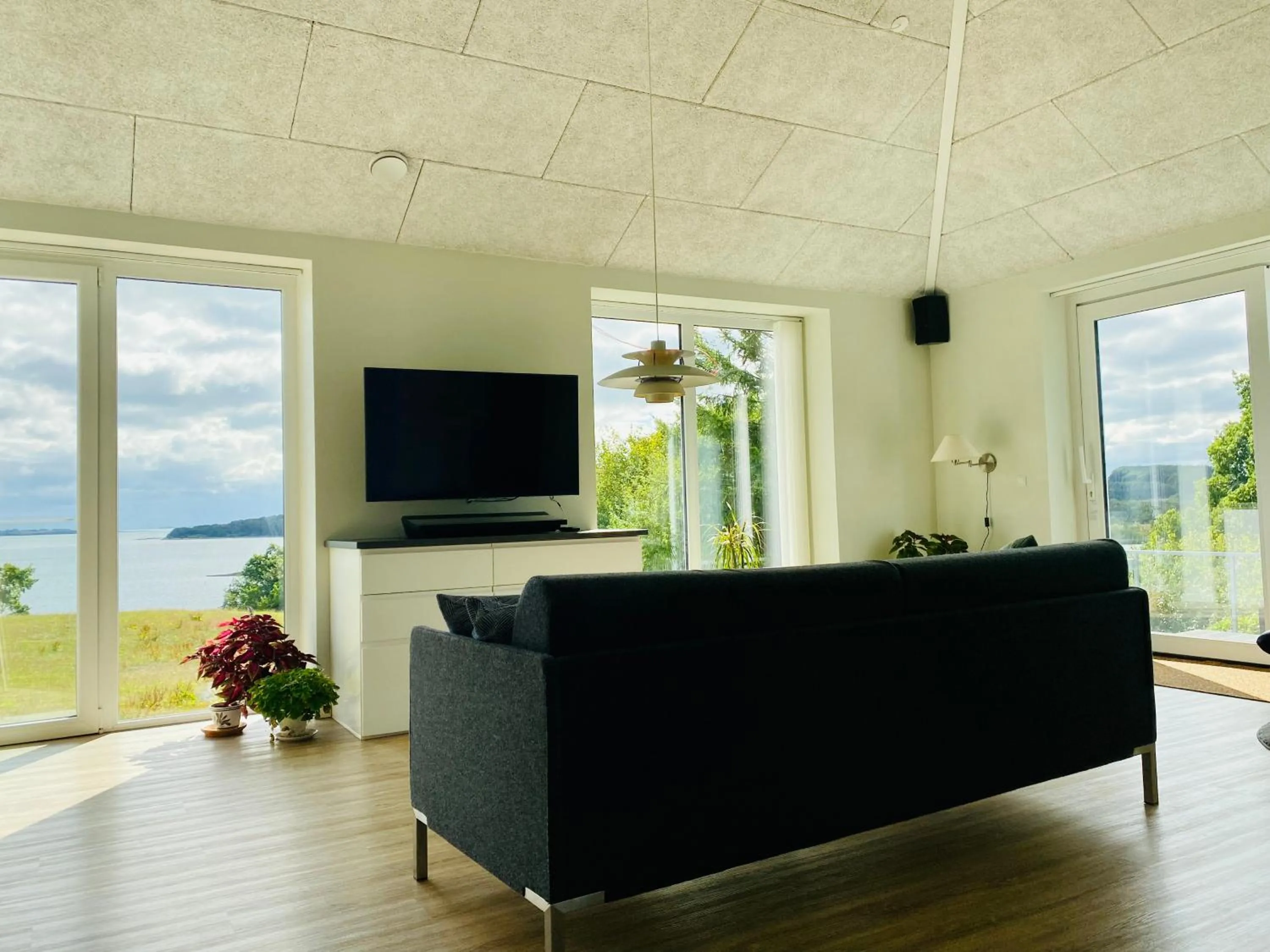 TV and multimedia in Naturperlen