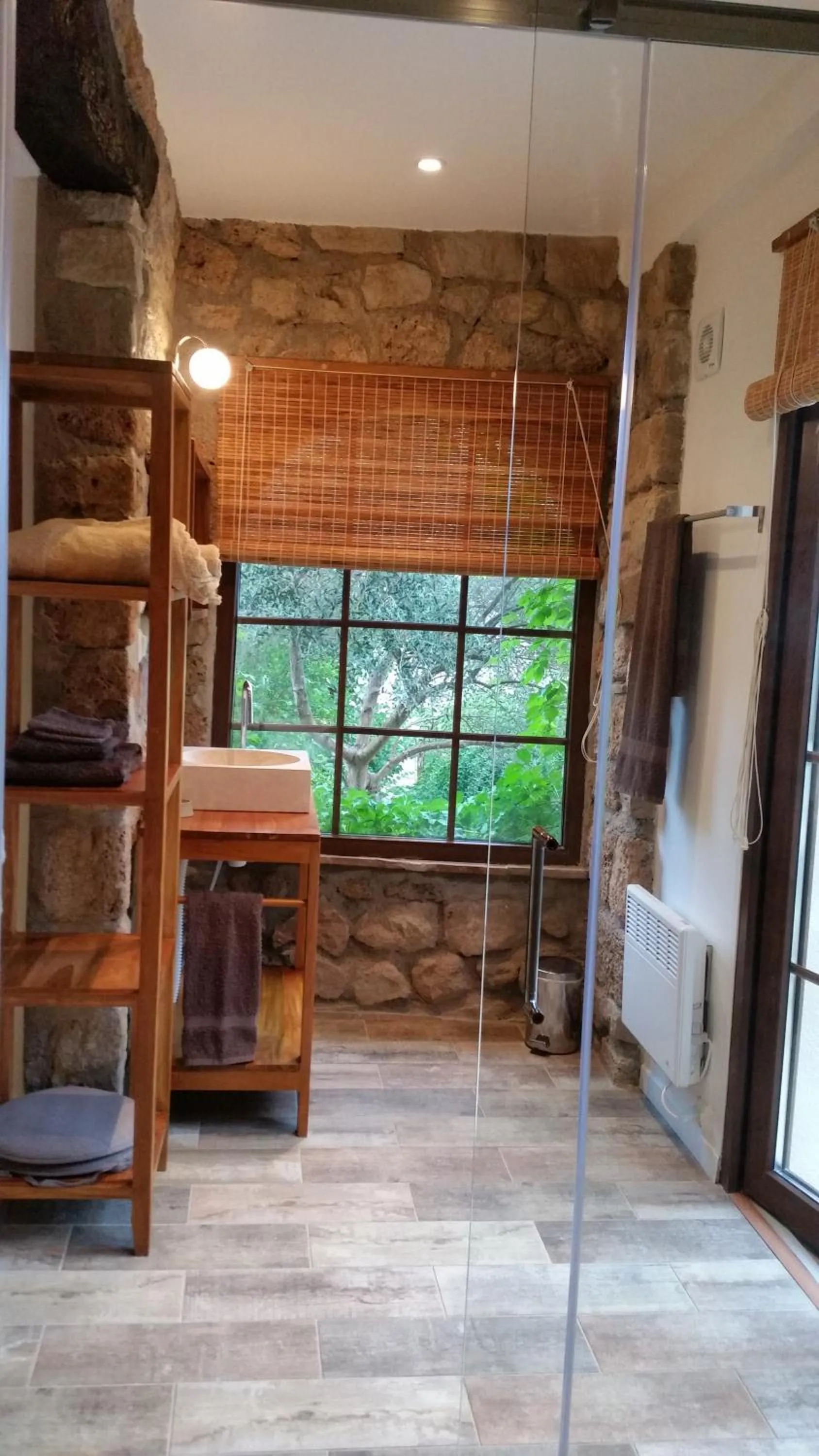 Bathroom, Bed in Villa Arca