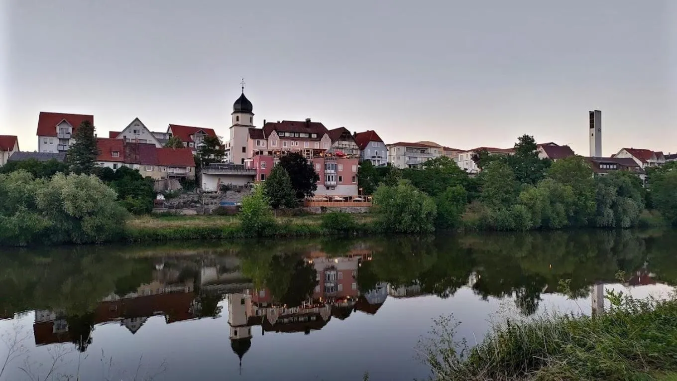 Hotel Schöne Aussicht renoviert