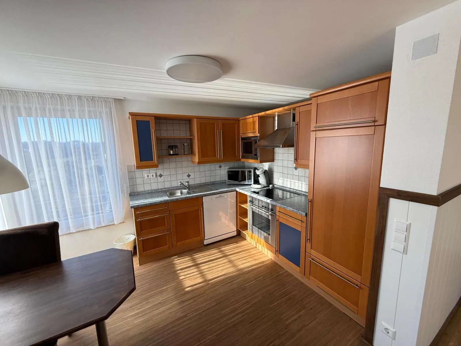 Hotel Schöne Aussicht renoviert