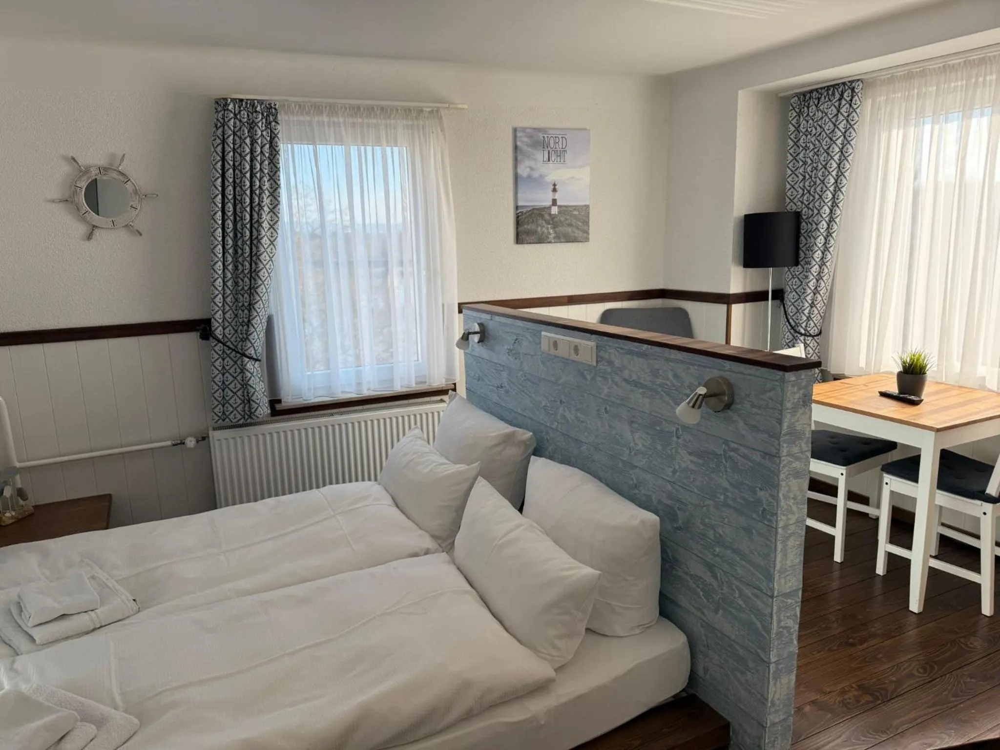 Bed in Hotel Schöne Aussicht renoviert