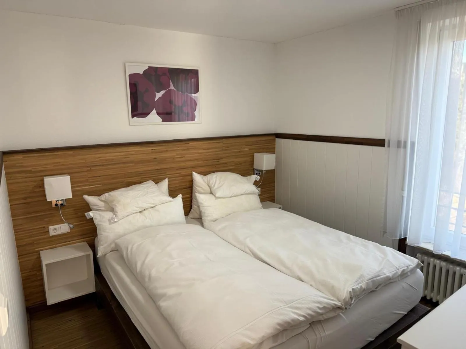 Bed in Hotel Schöne Aussicht renoviert