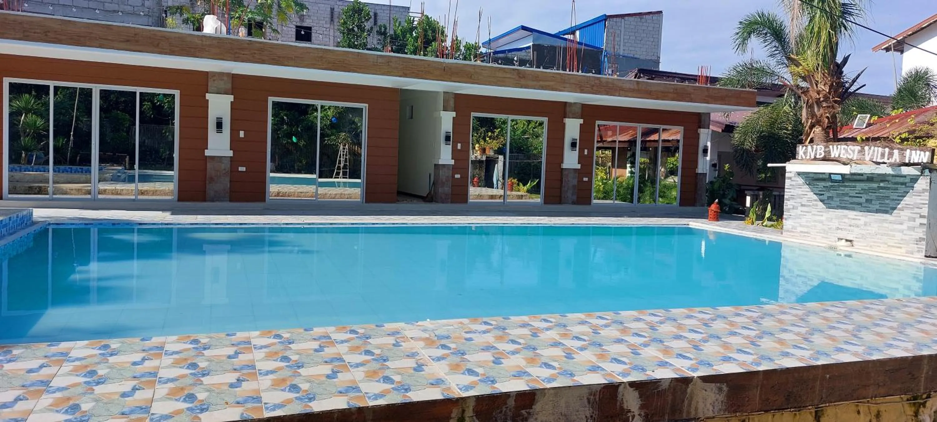 Swimming pool in Knb west villa Patar