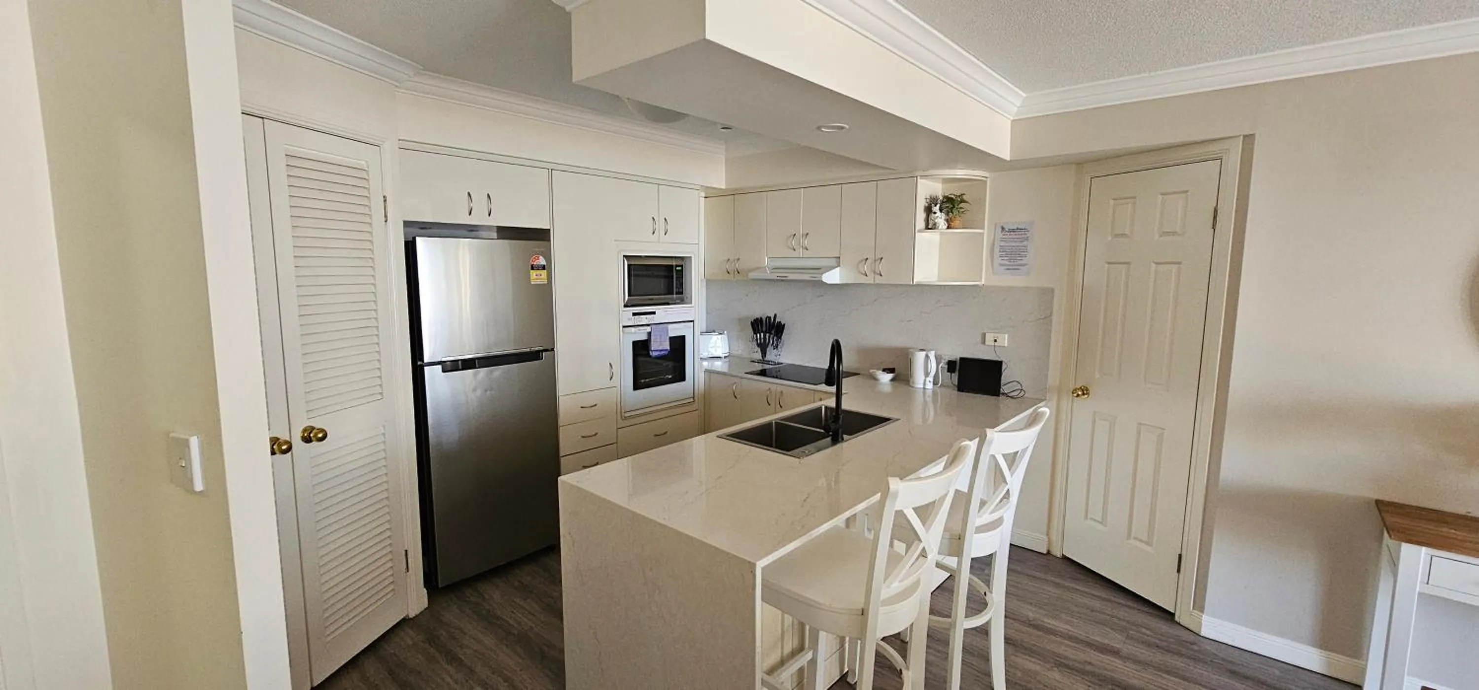 kitchen in Broadbeach Holiday Apartments
