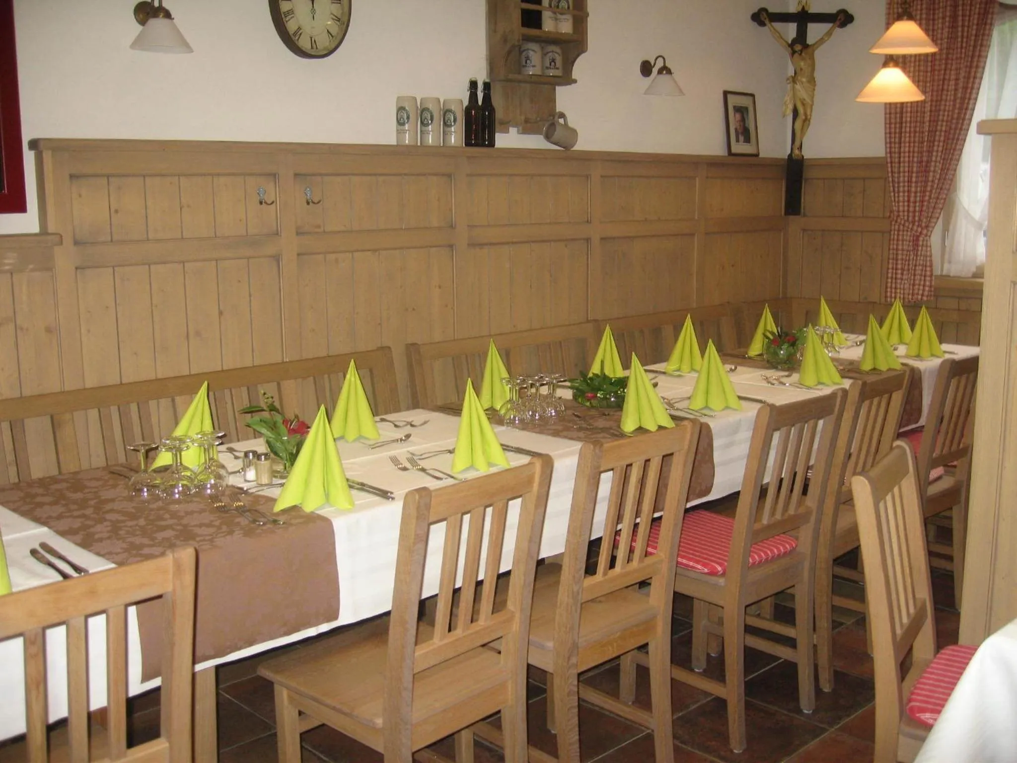 Restaurant/places to eat in Reischacher Hof