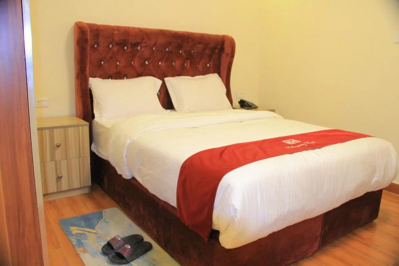 Photo of the whole room, Bed in Nahusenay hotel