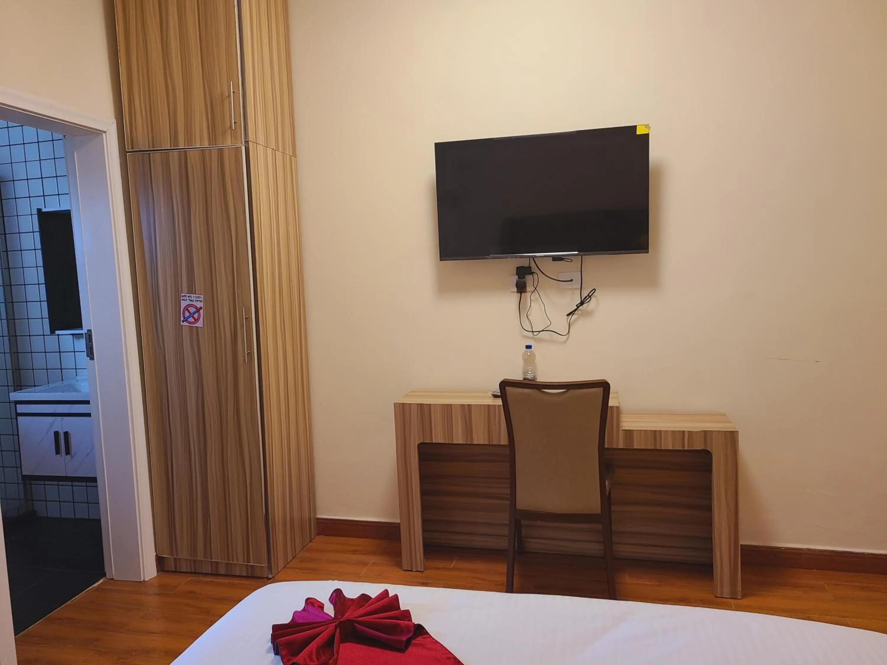 Bed in Nahusenay hotel