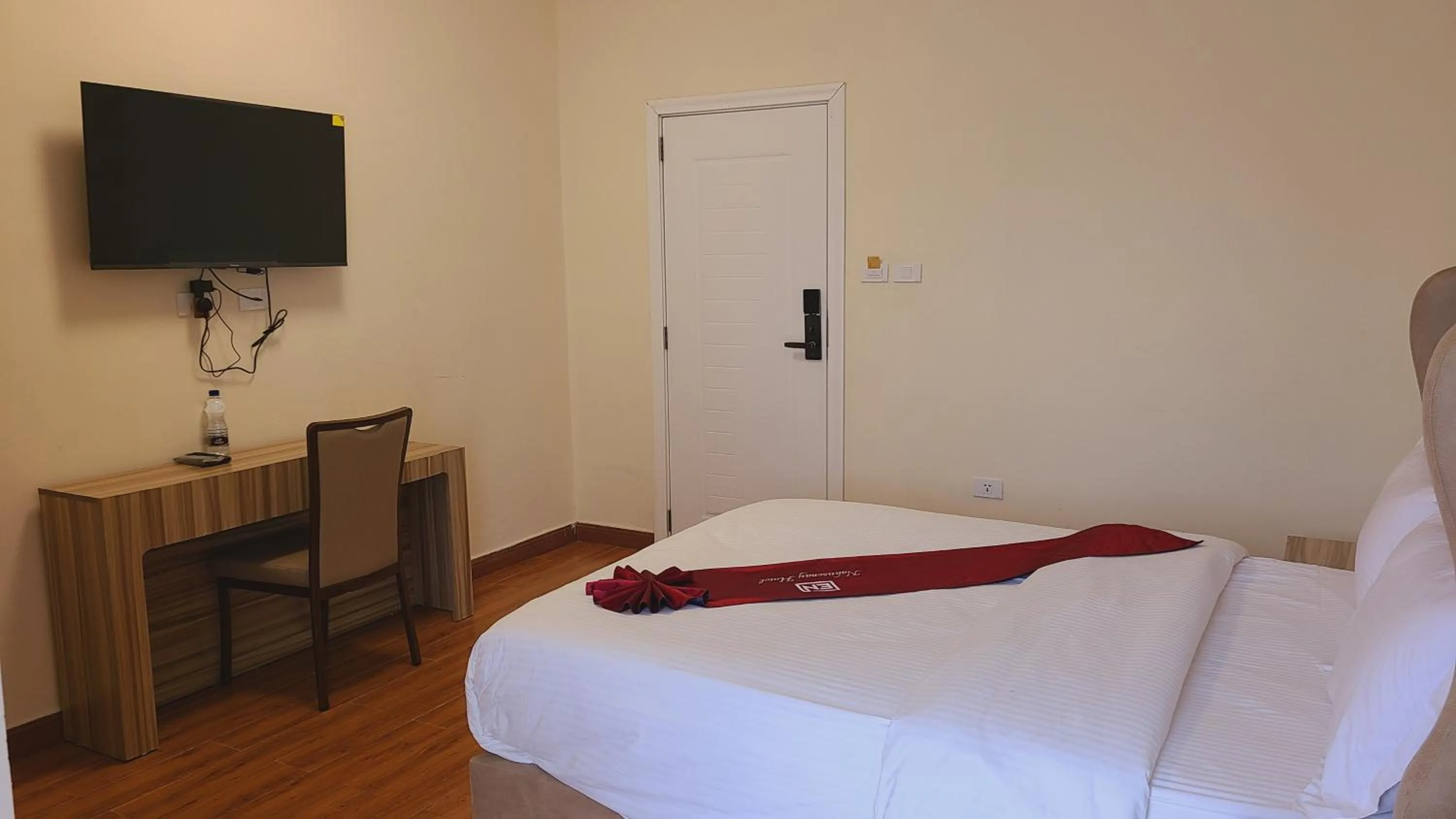 Bed in Nahusenay hotel