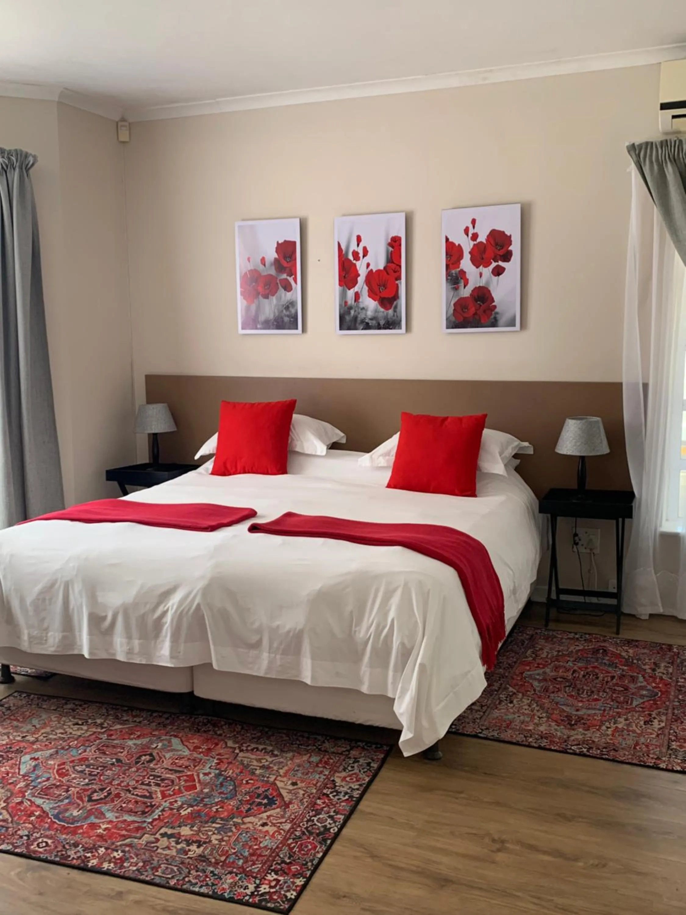 Bedroom, Bed in Millard Crescent Guest House