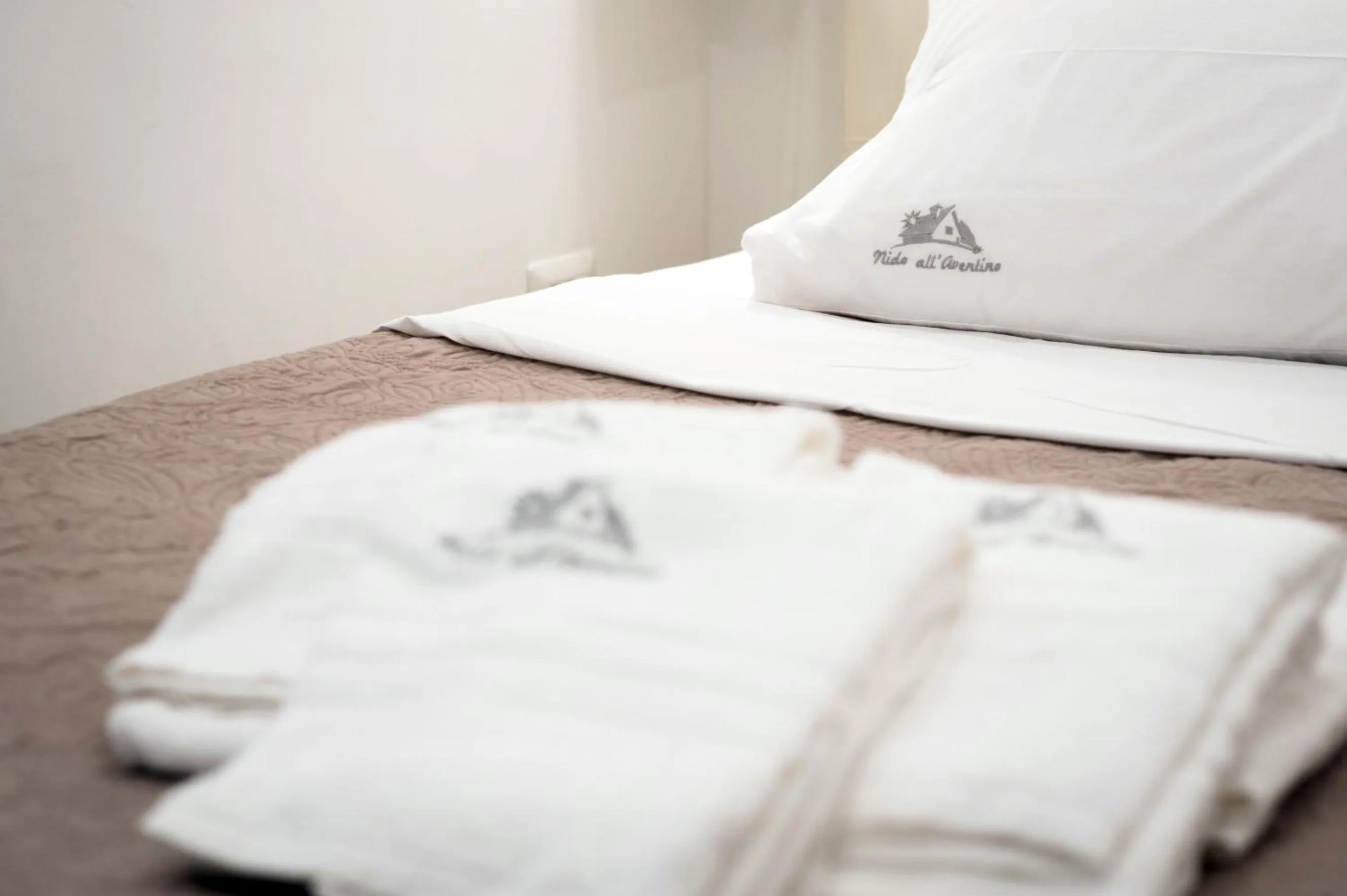 Decorative detail, Bed in Nido all'Aventino