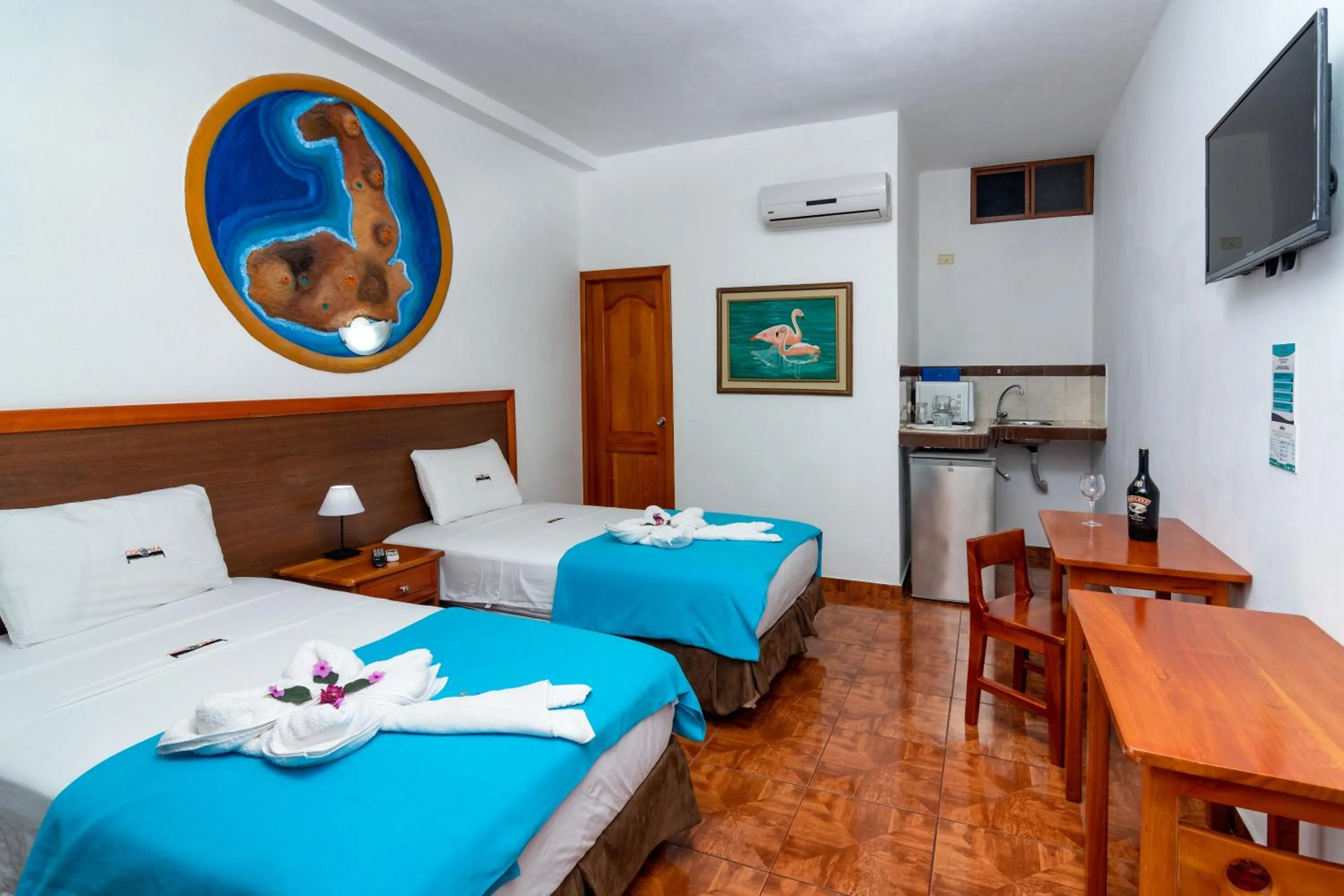 Bedroom, Bed in Hotel Coloma Galapagos