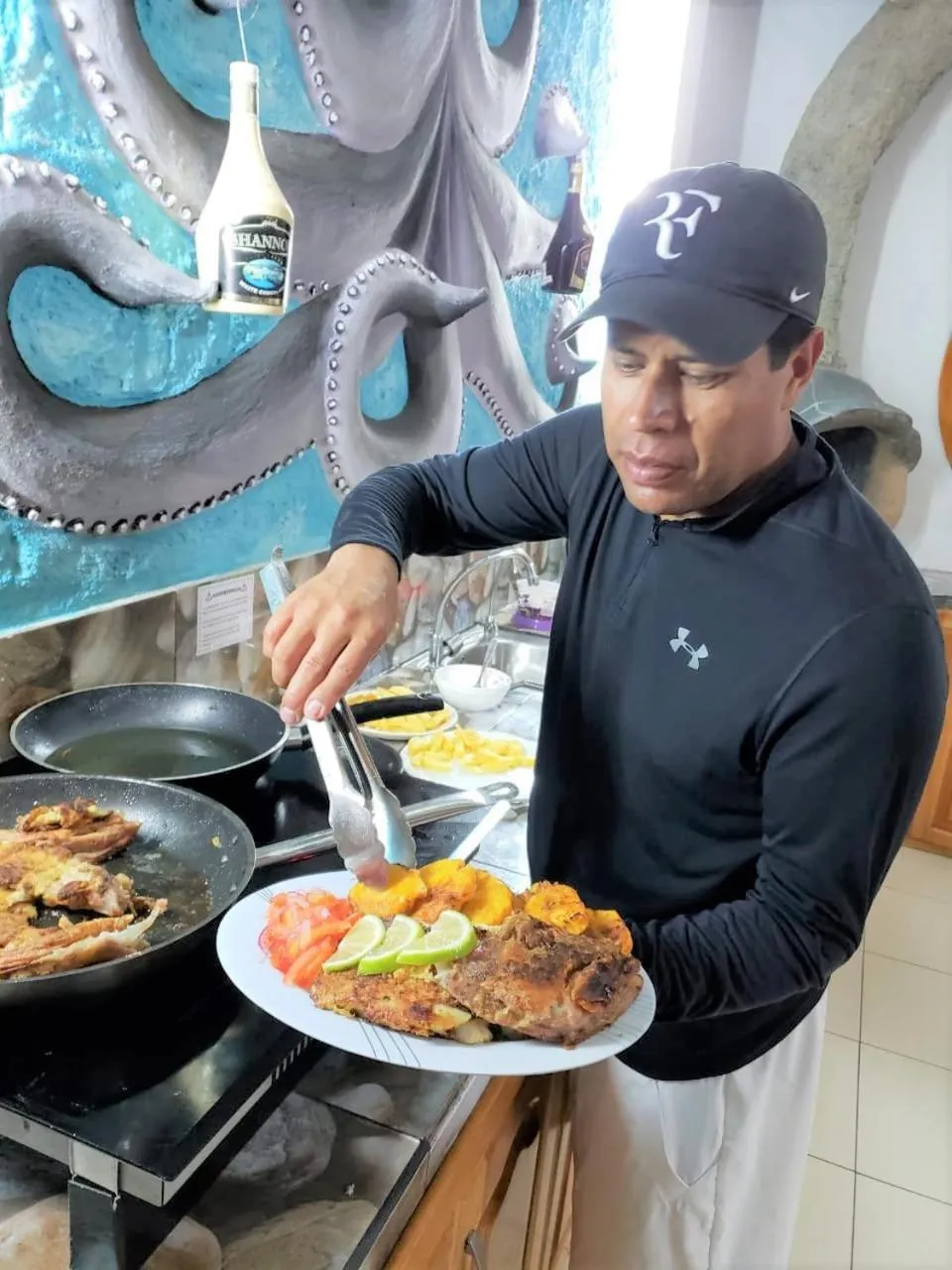 Communal kitchen in Hotel Coloma Galapagos