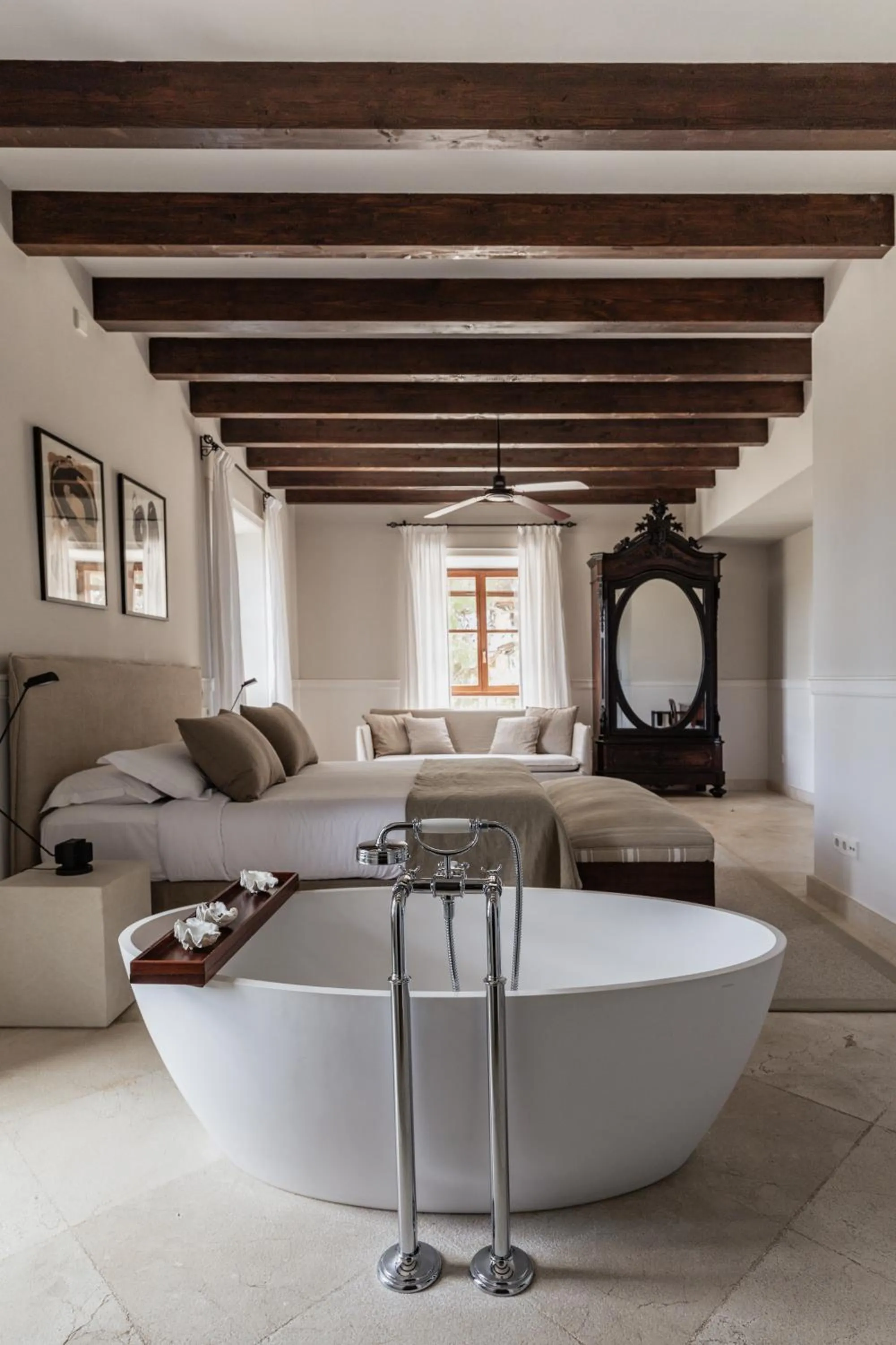 Bedroom in Cal Reiet Holistic Retreat