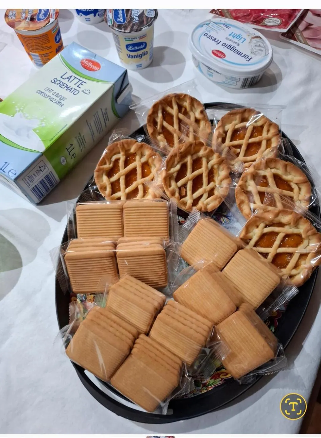 Breakfast in Le Lumìe "Bed, Breakfast end Kitchen in the Room"