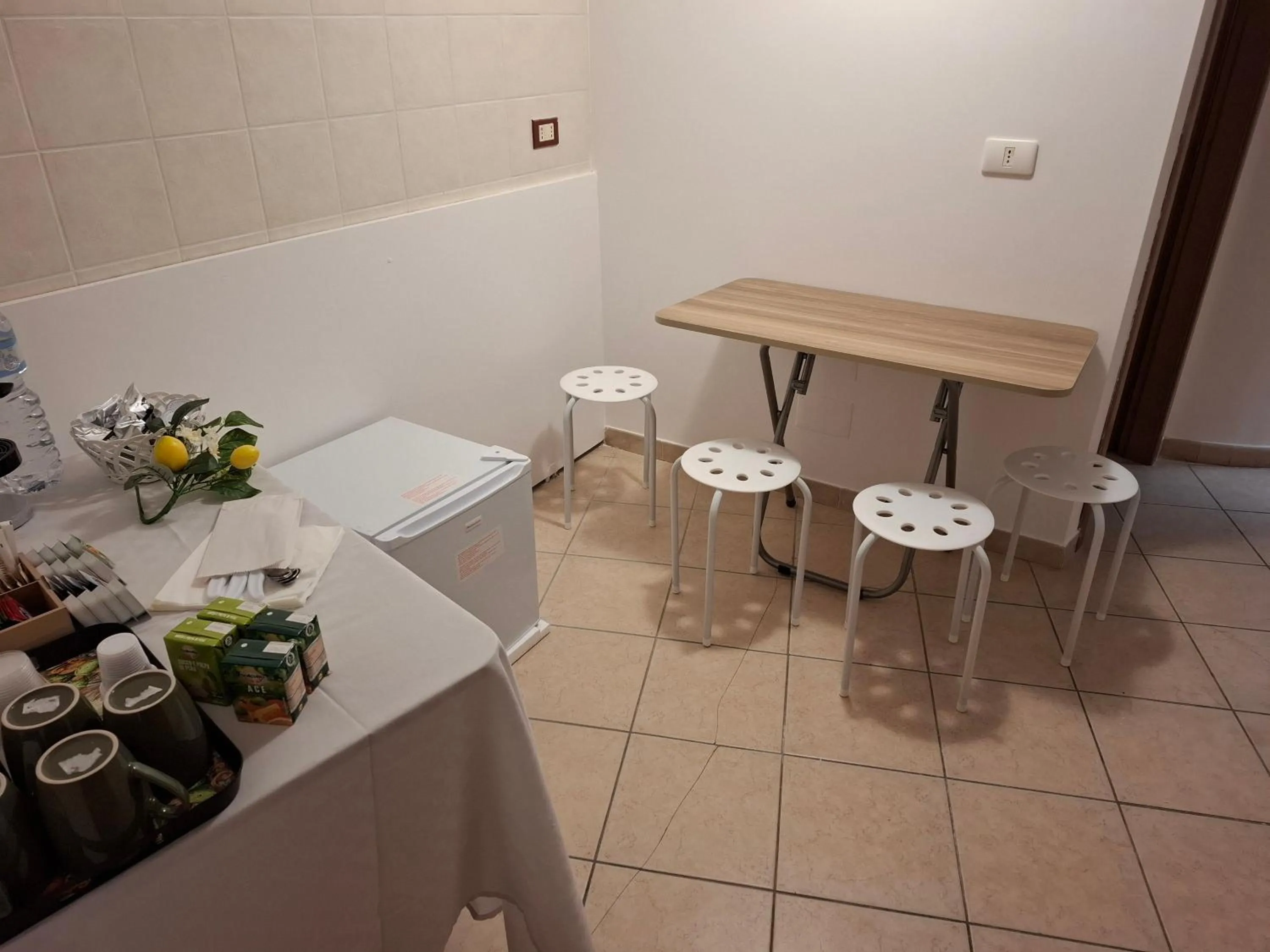 Breakfast in B&B Le Lumìe "Il Cortiletto Del Centro"