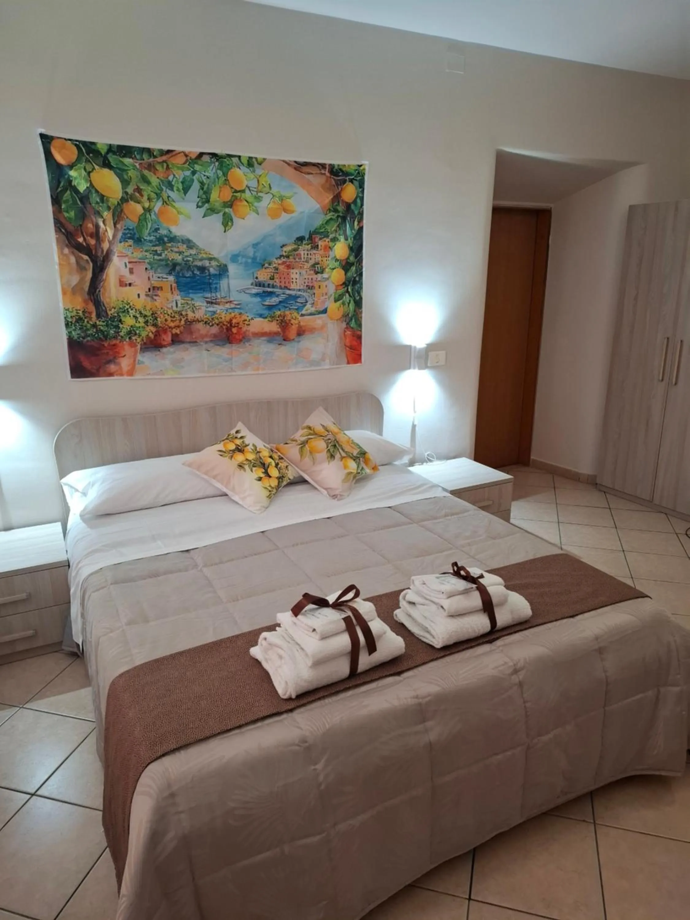 Bedroom, Bed in B&B Le Lumìe " Bed end Kitchen"