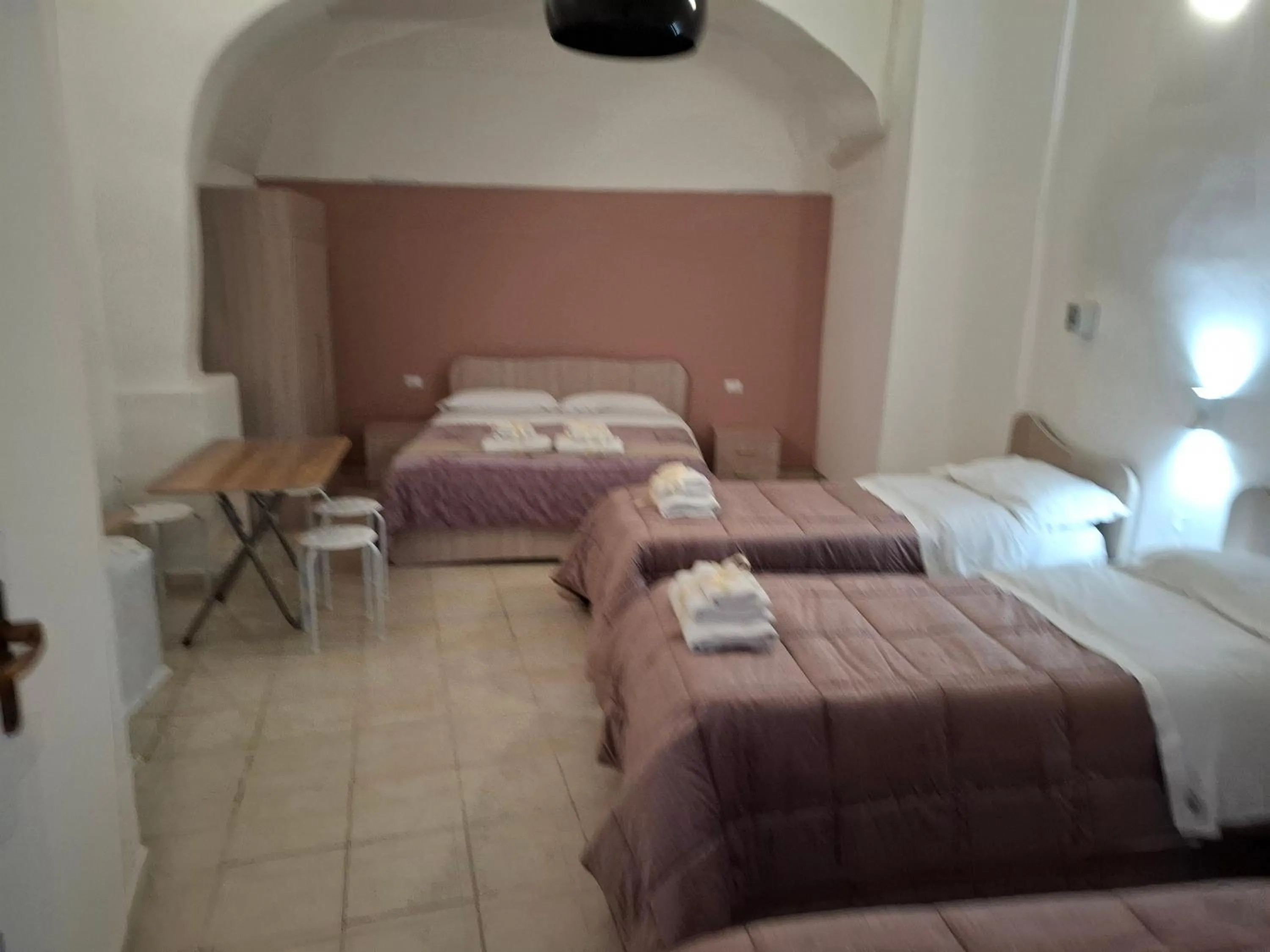 Bedroom, Bed in B&B Le Lumìe "Il Cortiletto Del Centro"