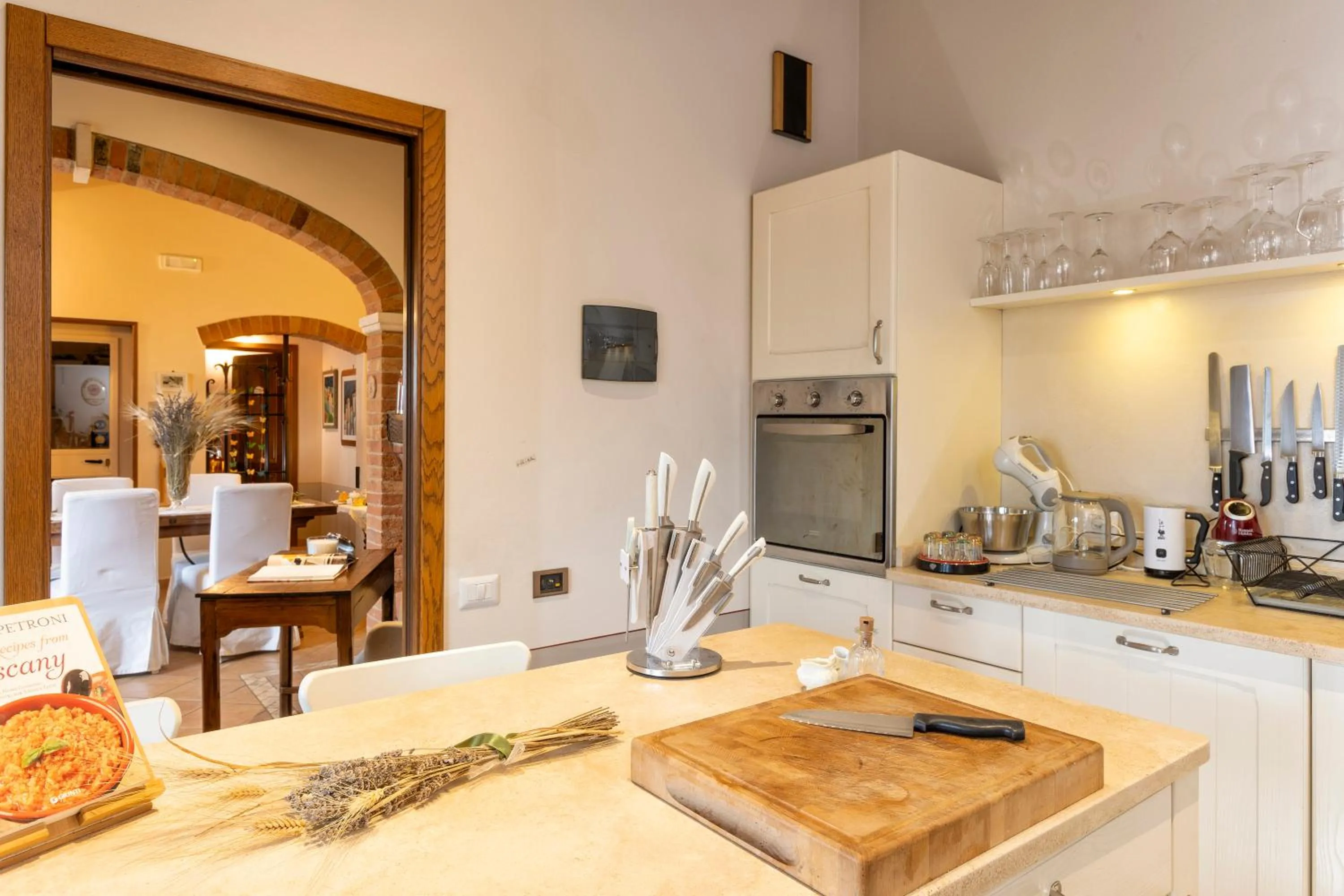 Kitchen or kitchenette in B&B La Casa di Assunta