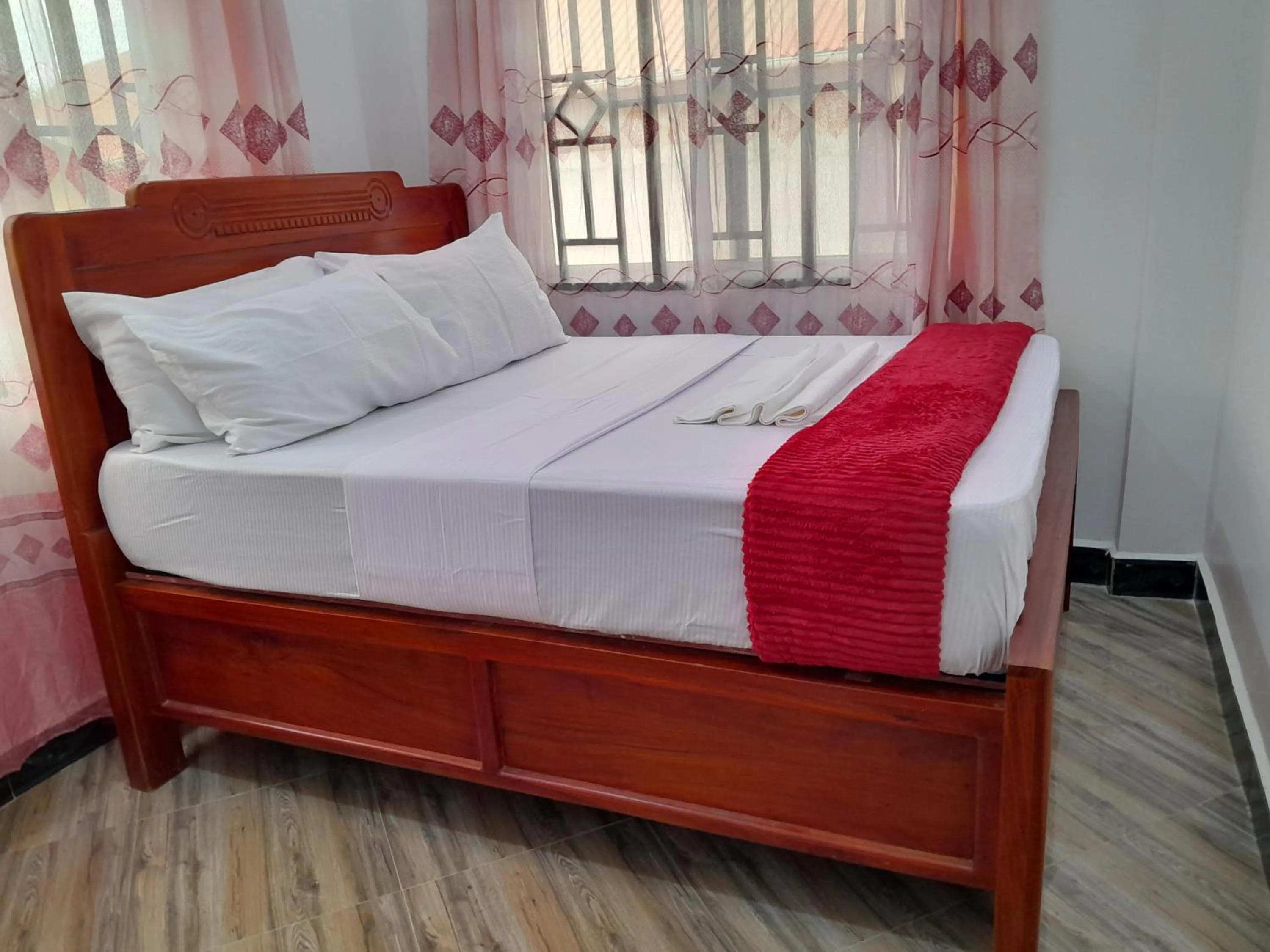 Bed in Valley Breeze Hotel
