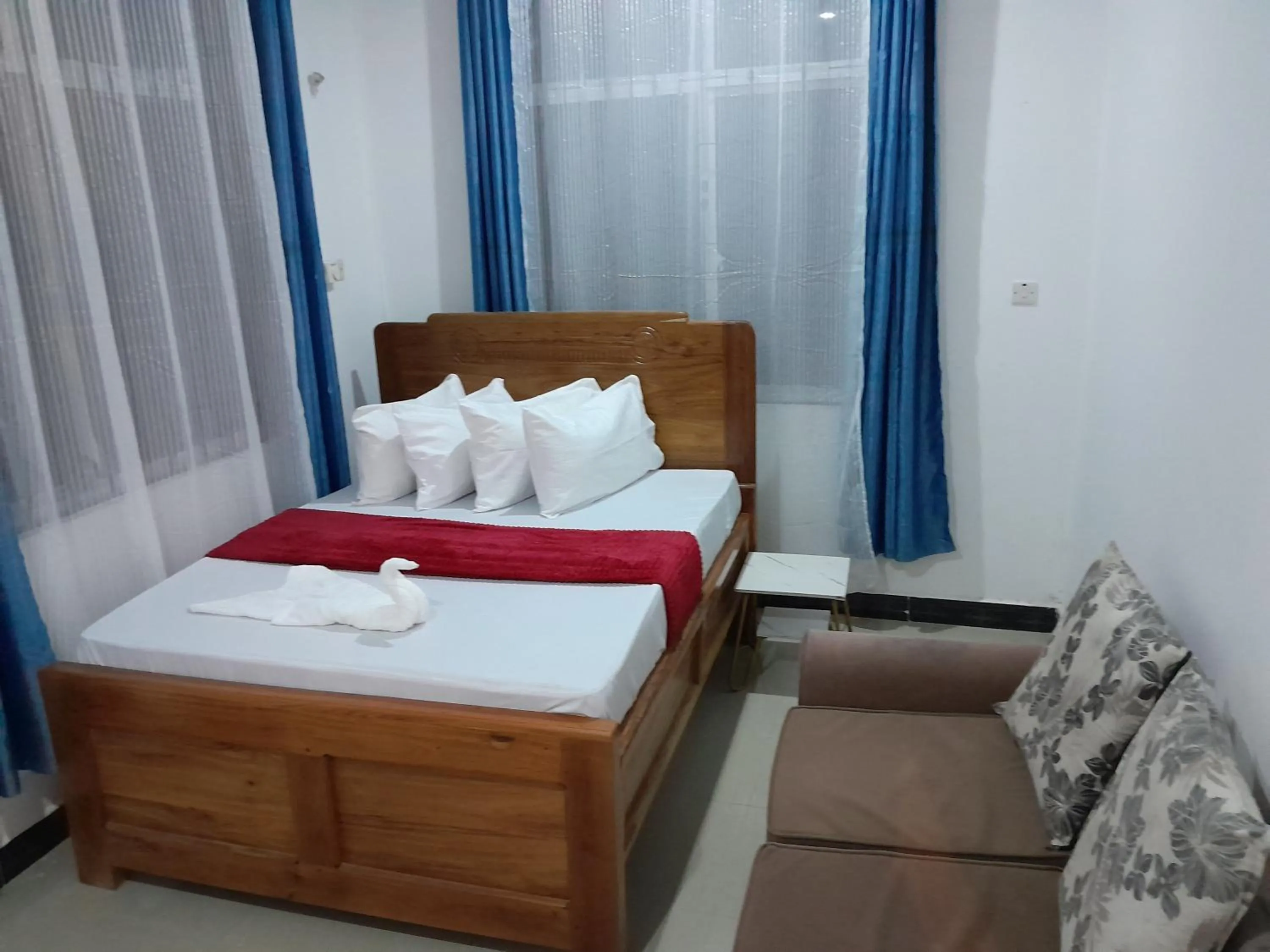 Bed in Valley Breeze Hotel