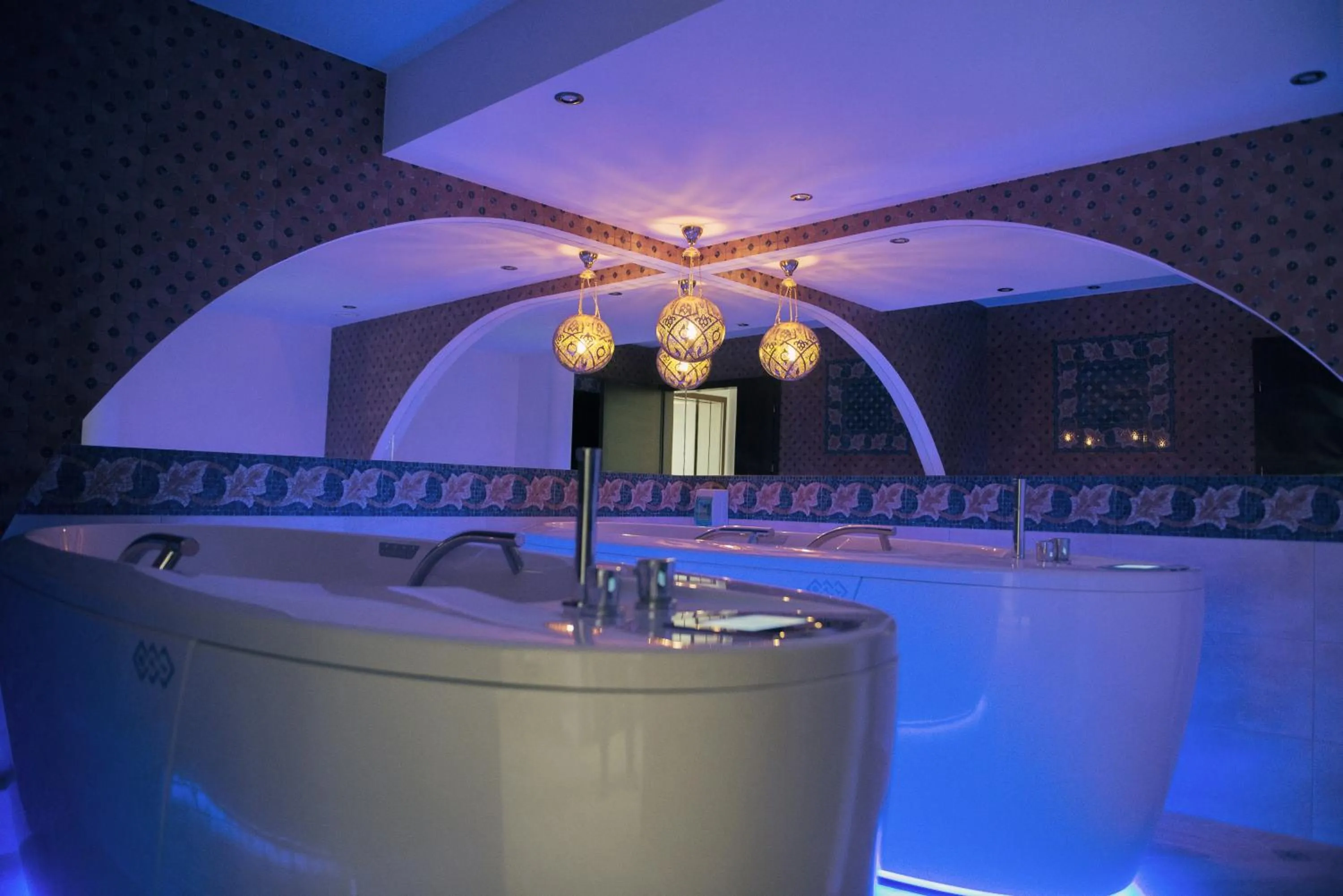 Hot Tub in Villa Andalucia SPA & Leisure