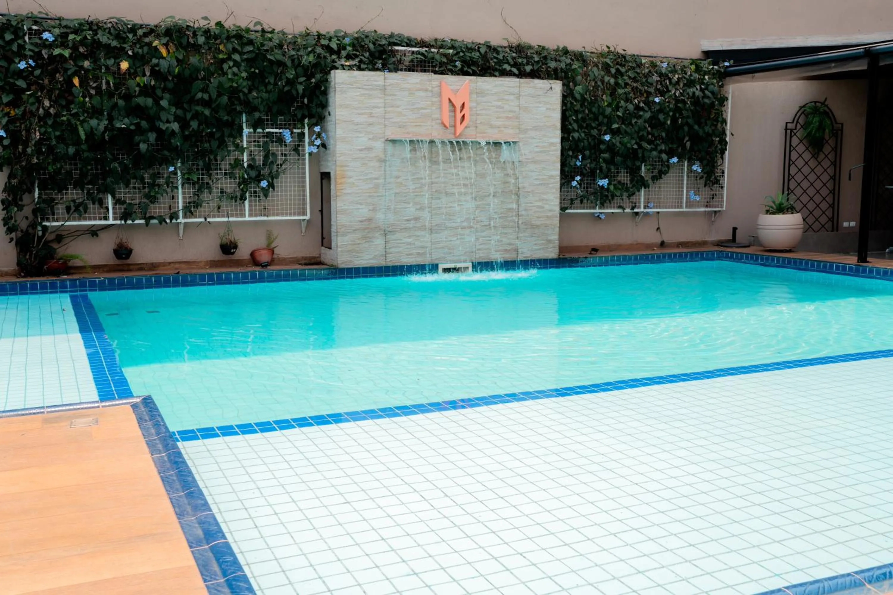Swimming pool in Megal Suites Hotel